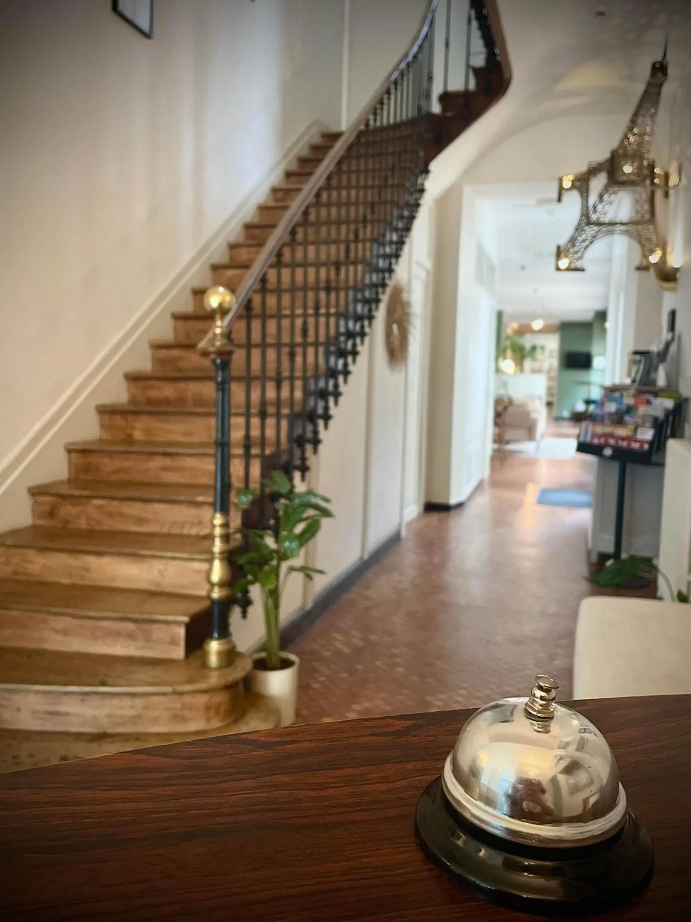 Property building in Hotel de Paris