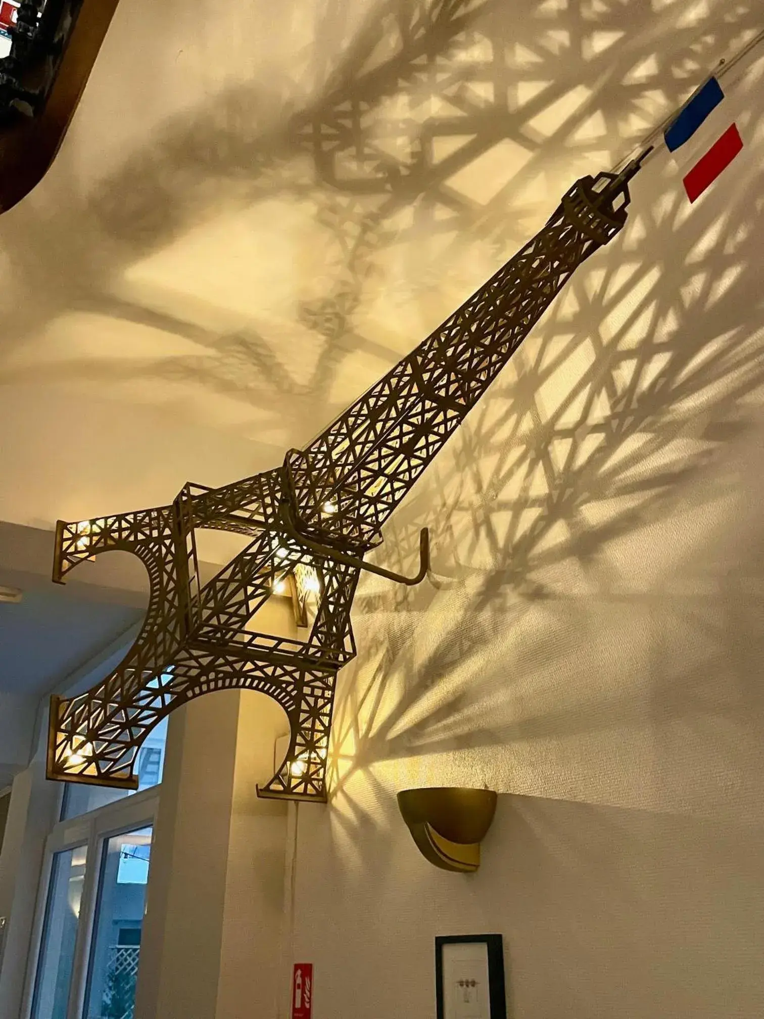 Property building in Hotel de Paris Property building in Hotel de Paris