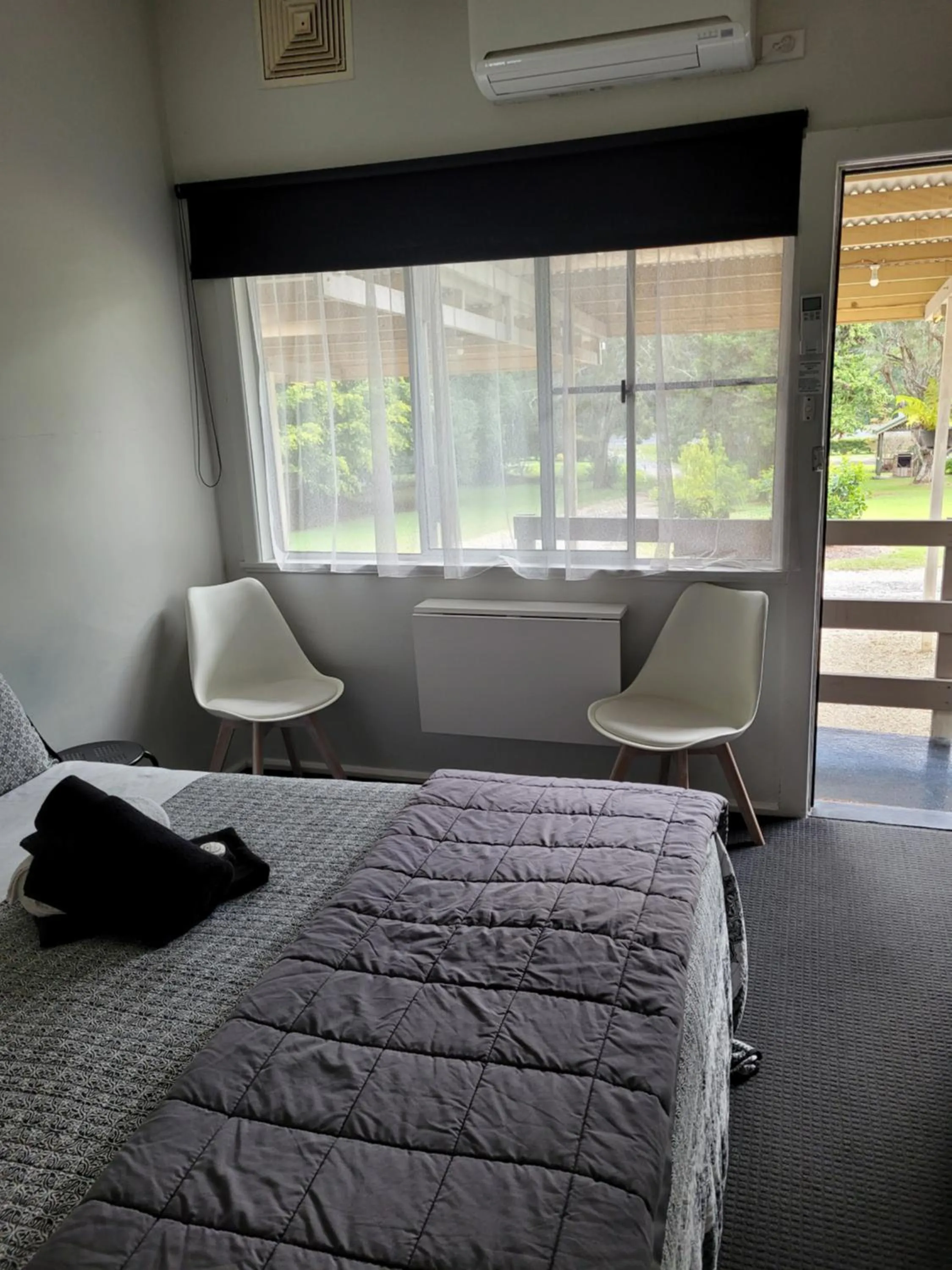 Bedroom, Bed in Jabiru Motel