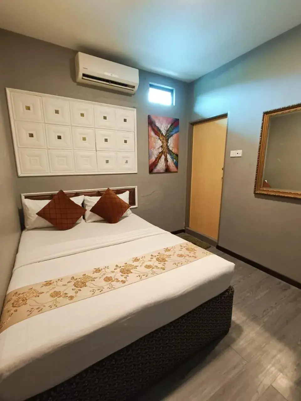 Deluxe Queen Room in Tc theme park Guest house Deluxe Queen Room in Tc theme park Guest house