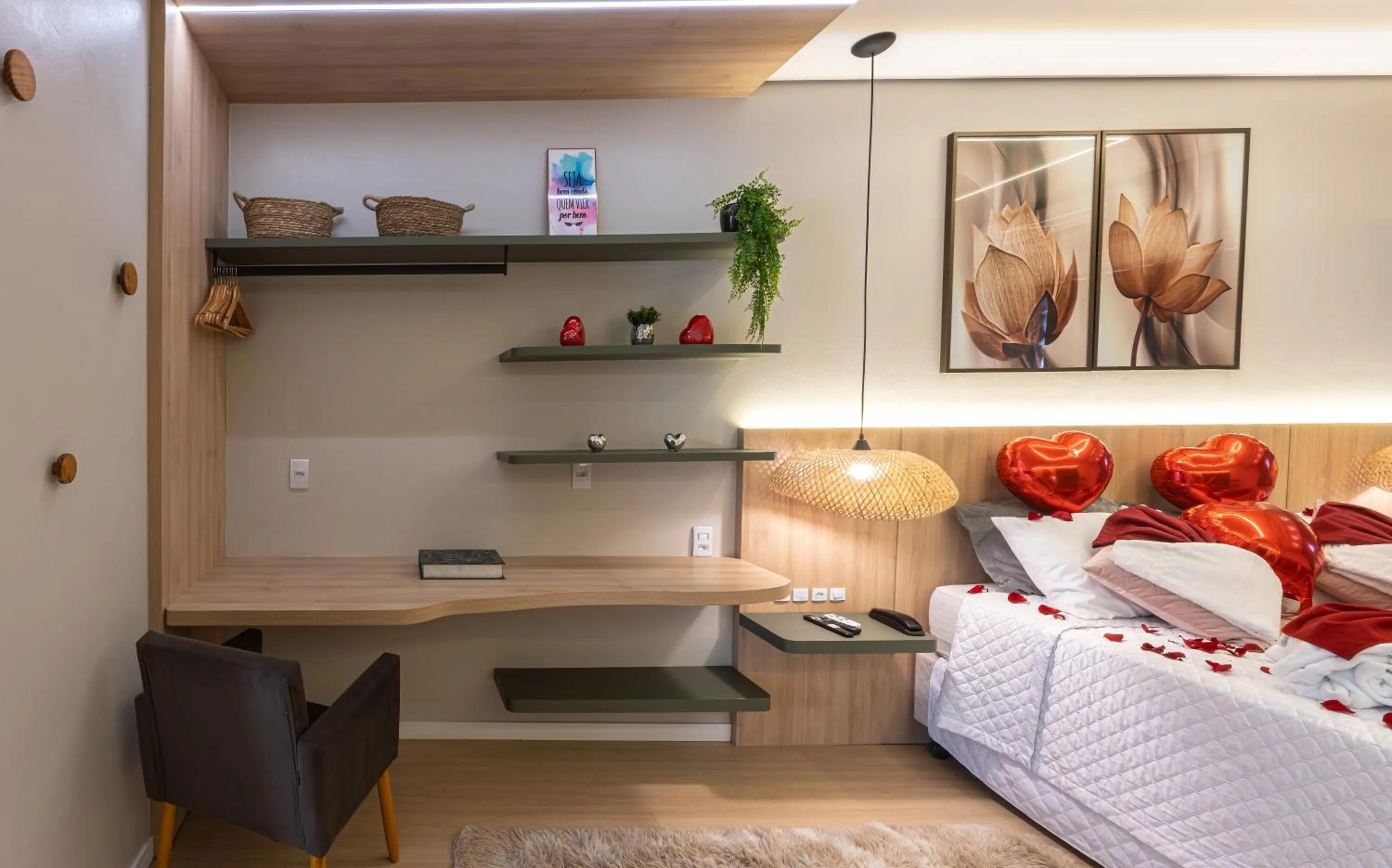 Photo of the whole room, Bed in Pousada Natribus Rosa