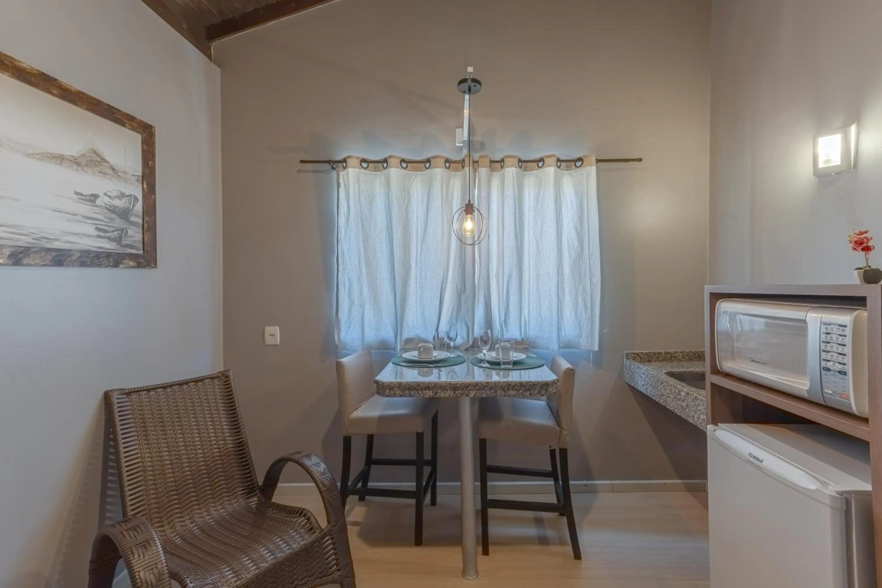 Kitchen or kitchenette in Pousada Natribus Rosa