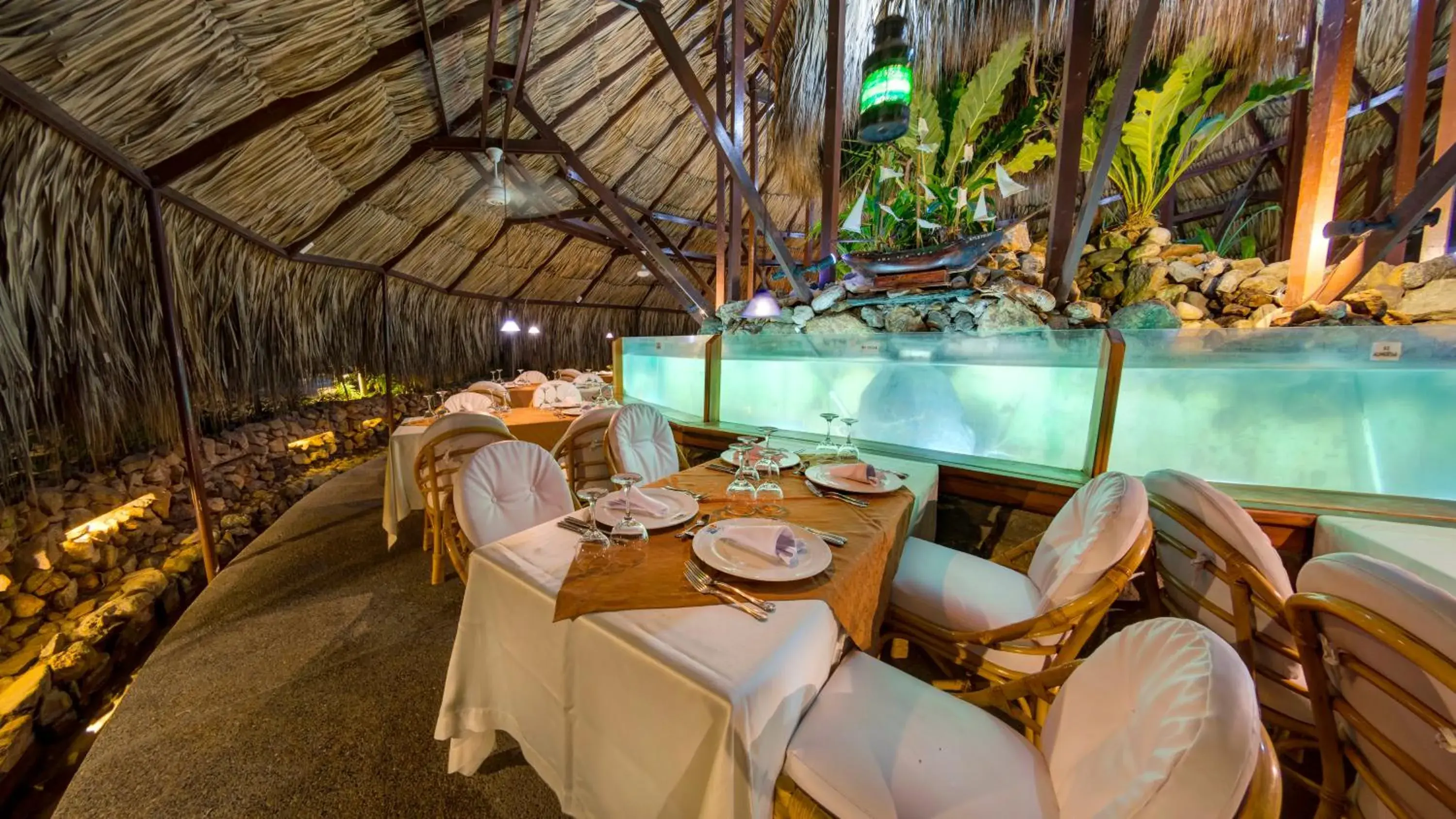 Breakfast in Hotel Irotama Lago Breakfast in Hotel Irotama Lago