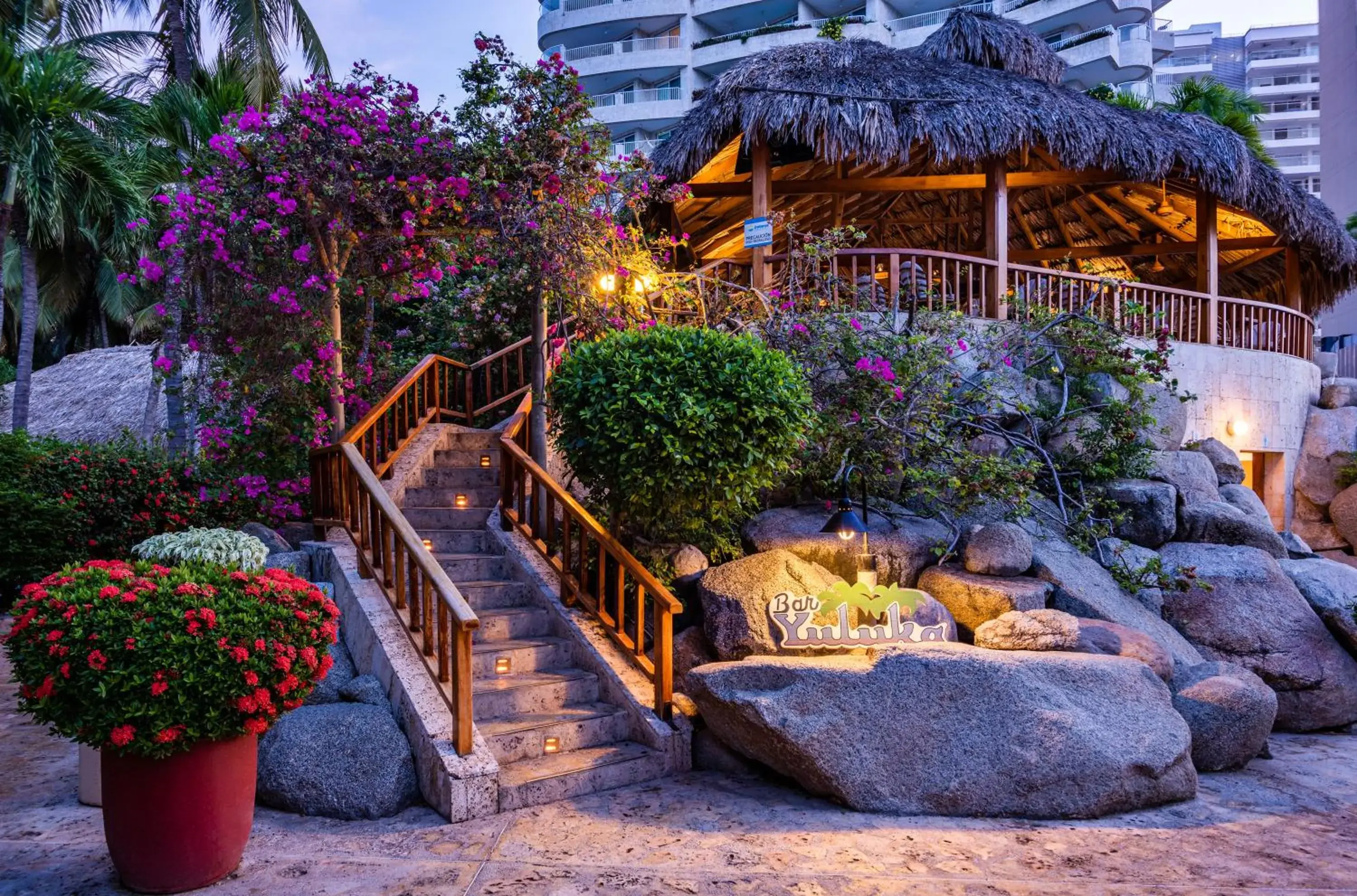 Restaurant/places to eat in Hotel Irotama Lago Restaurant/places to eat in Hotel Irotama Lago