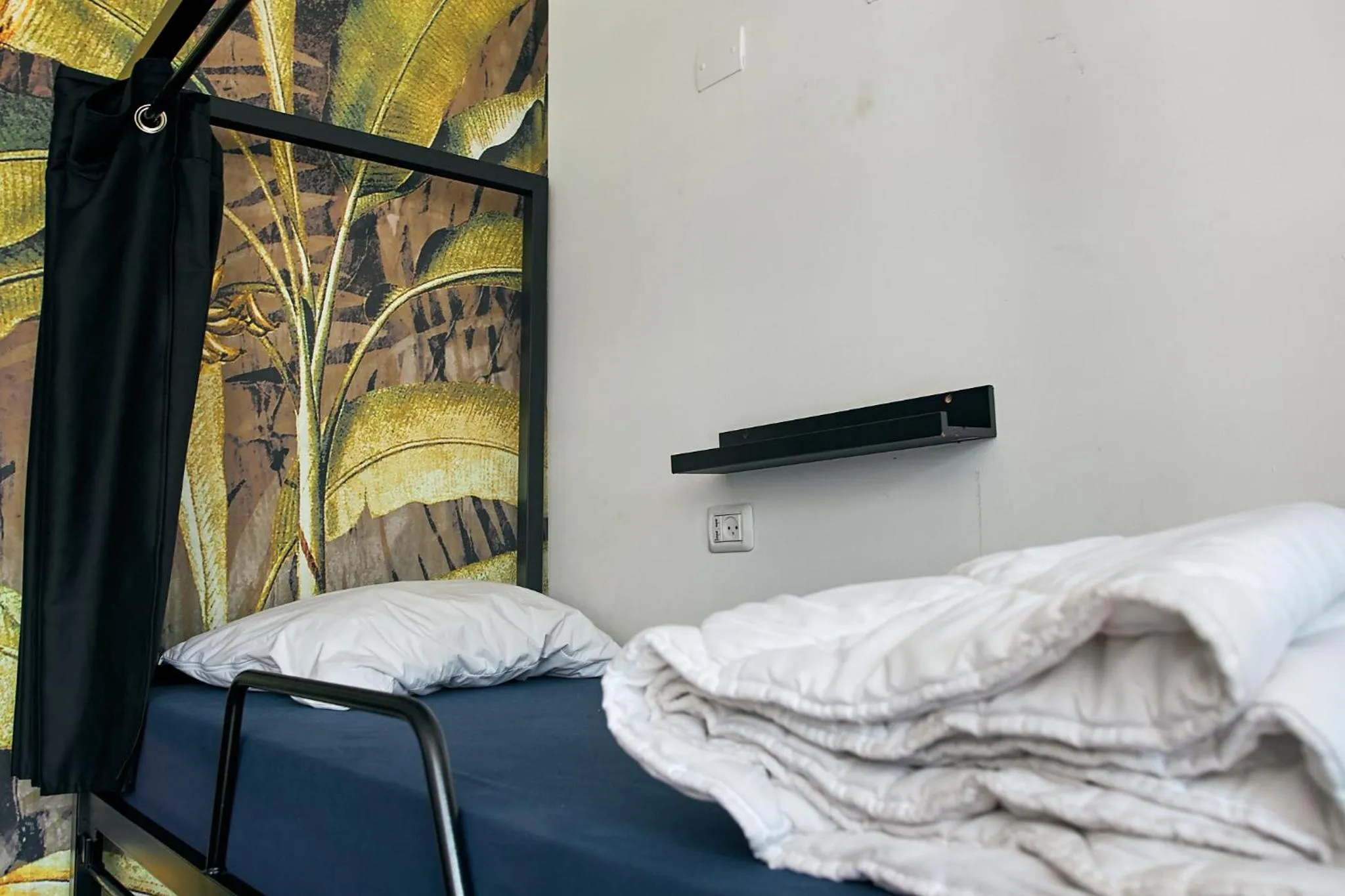 Bed in Jungle Jaffa Hostel Age 18 to 45