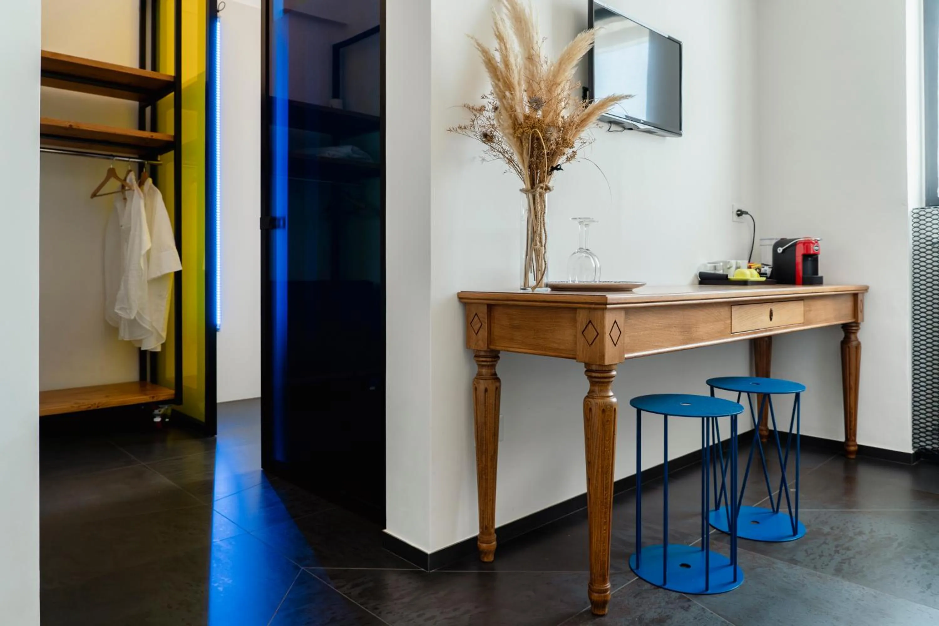 minibar in Palazzo Biancofiore, suites & rooftop Ostuni