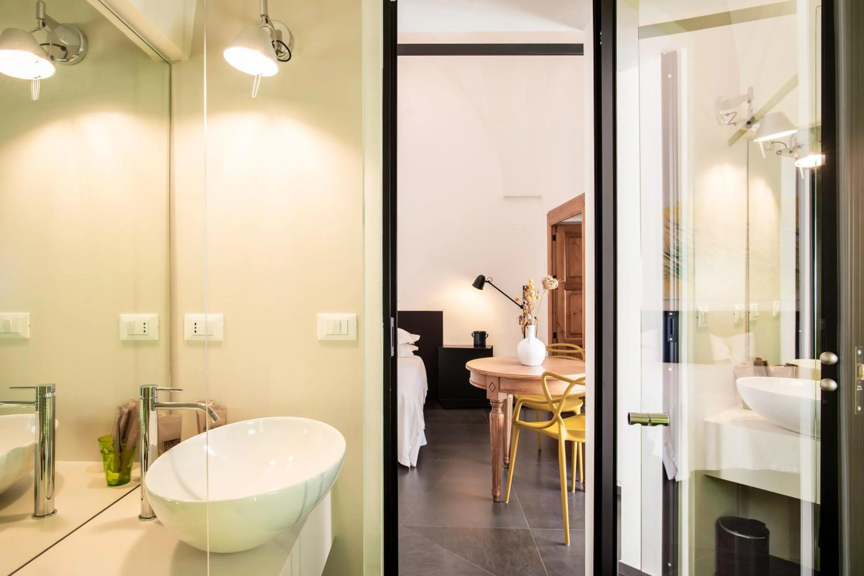 Bathroom in Palazzo Biancofiore, suites & rooftop Ostuni