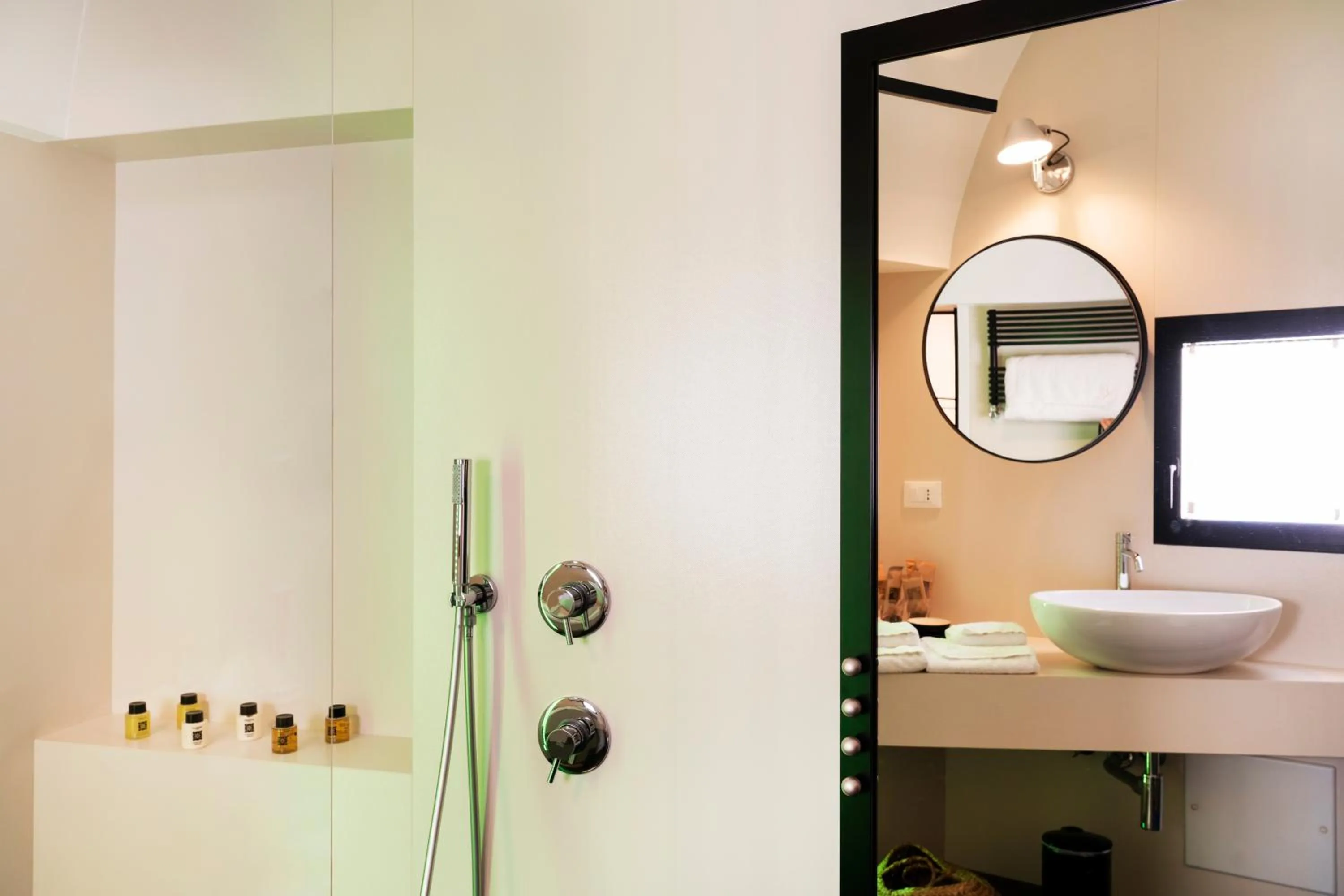 Bathroom in Palazzo Biancofiore, suites & rooftop Ostuni