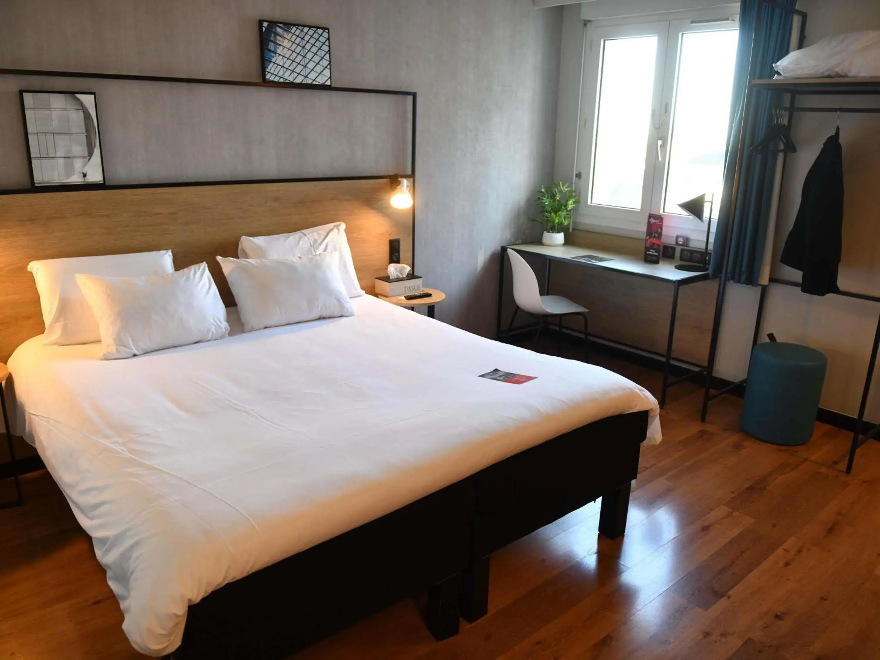 Bedroom, Bed in ibis Chateauroux Bedroom, Bed in ibis Chateauroux