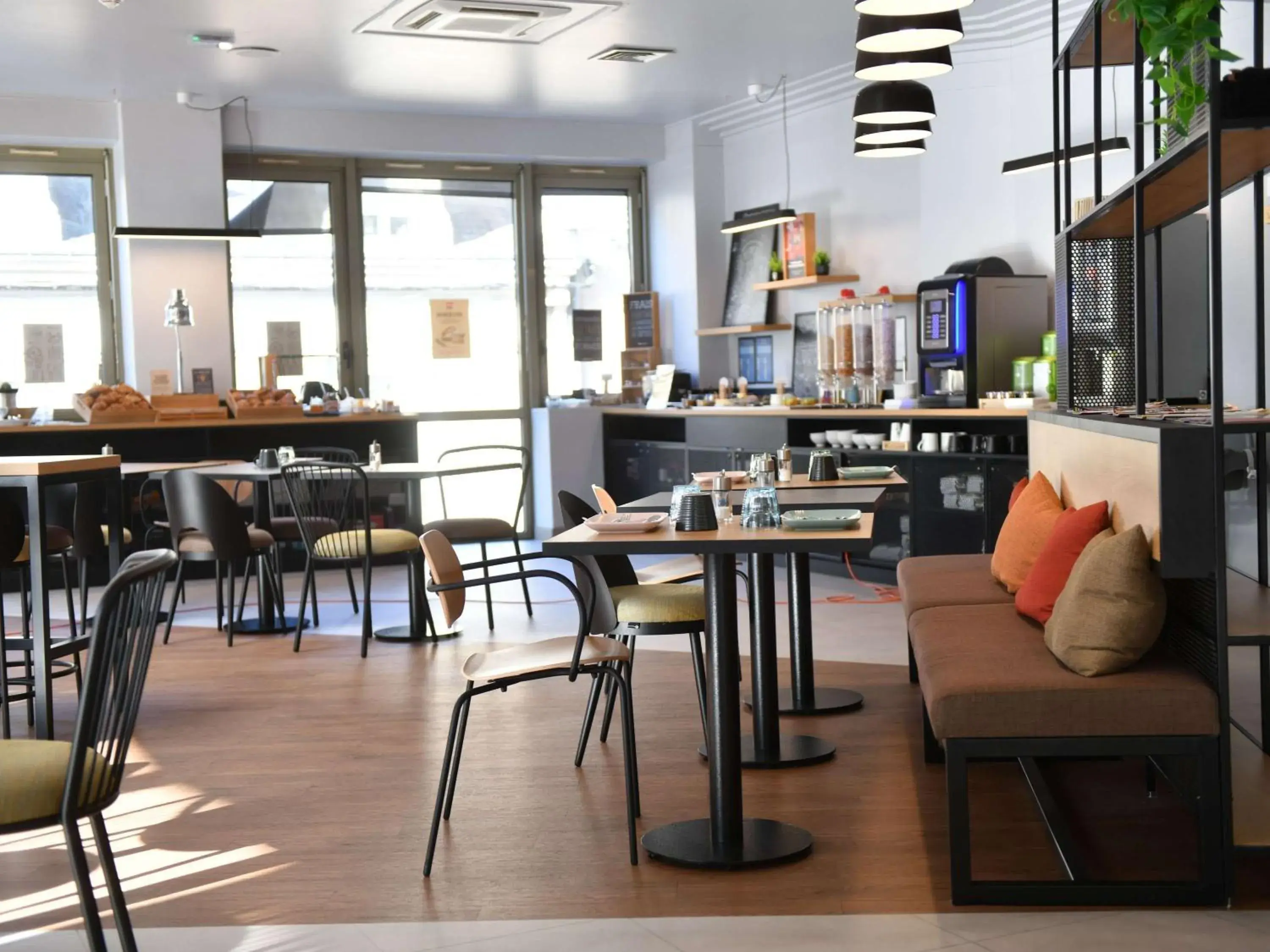 Restaurant/places to eat in ibis Chateauroux Restaurant/places to eat in ibis Chateauroux