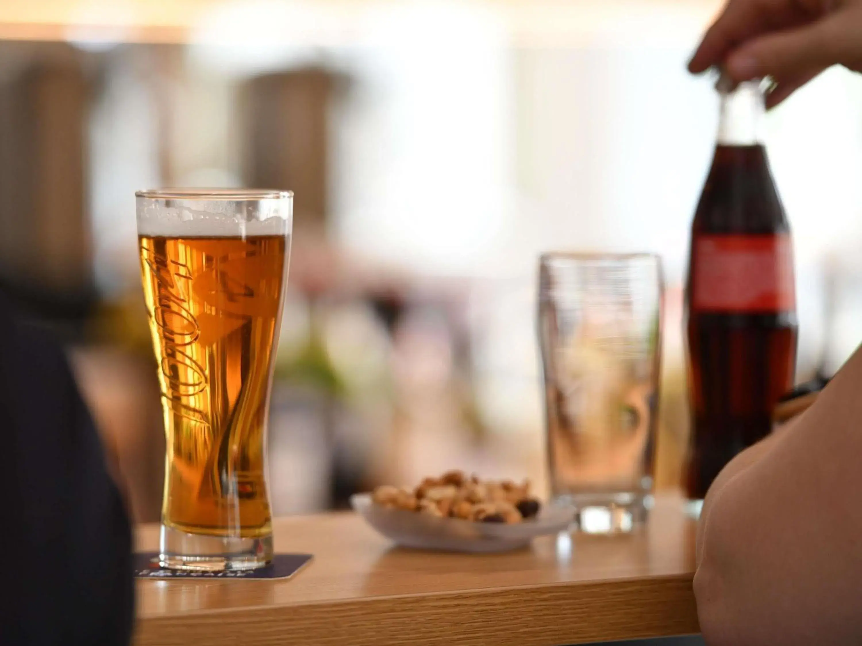 Lounge or bar in ibis Chateauroux Lounge or bar in ibis Chateauroux