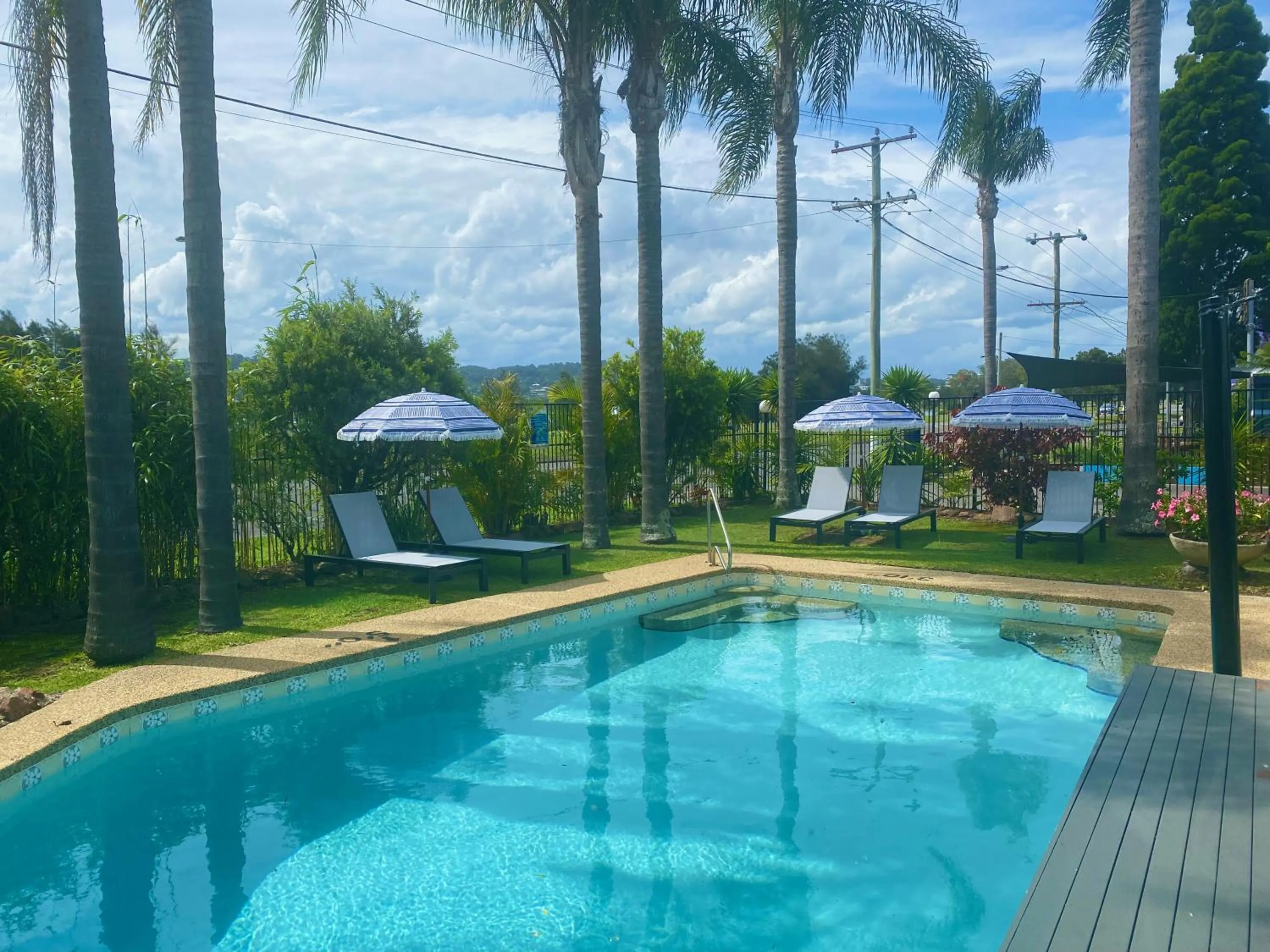 Swimming pool in The Esplanade Motel