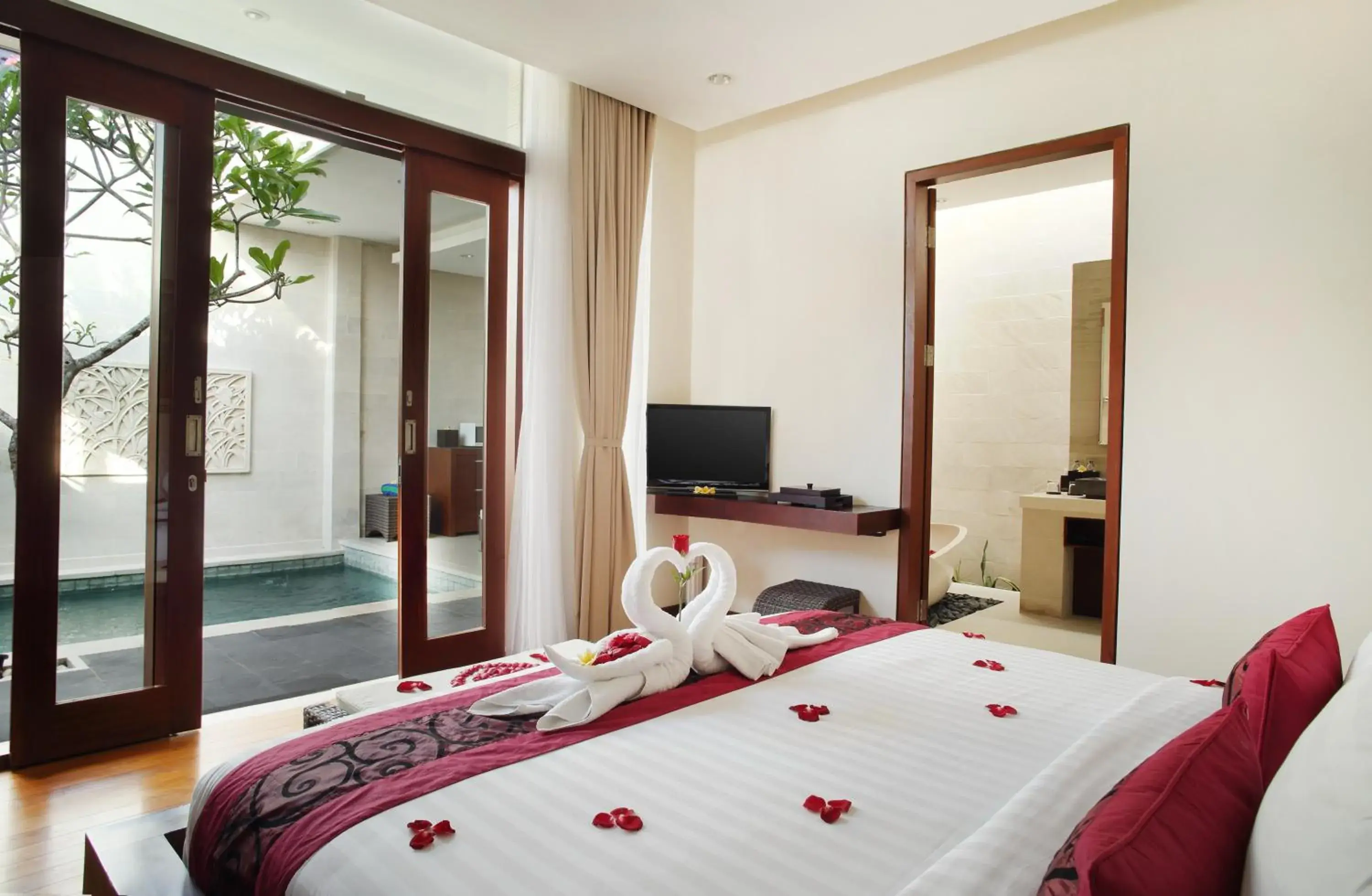 Decorative detail, Bed in Daluman Villas Decorative detail, Bed in Daluman Villas