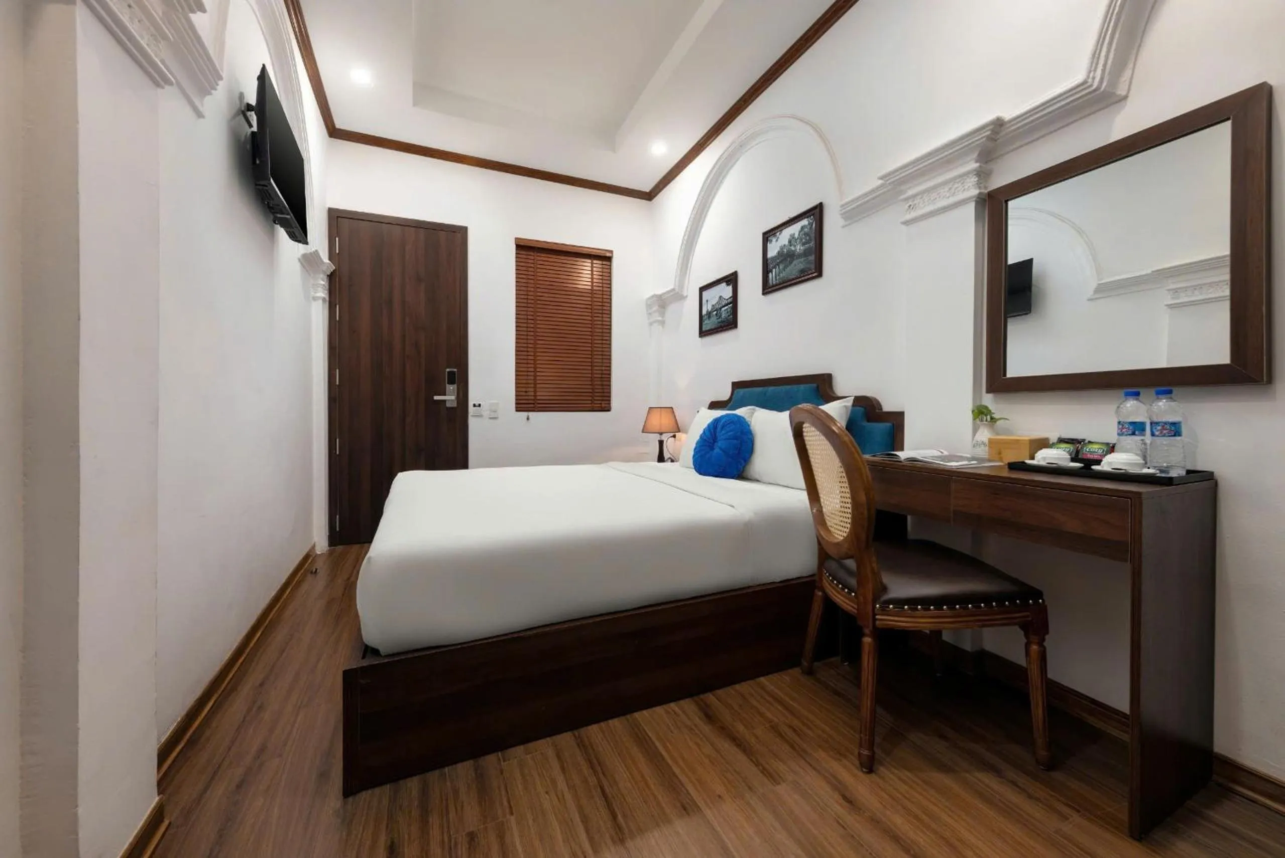 Bed in The Ambery Hanoi Boutique Hotel & Travel