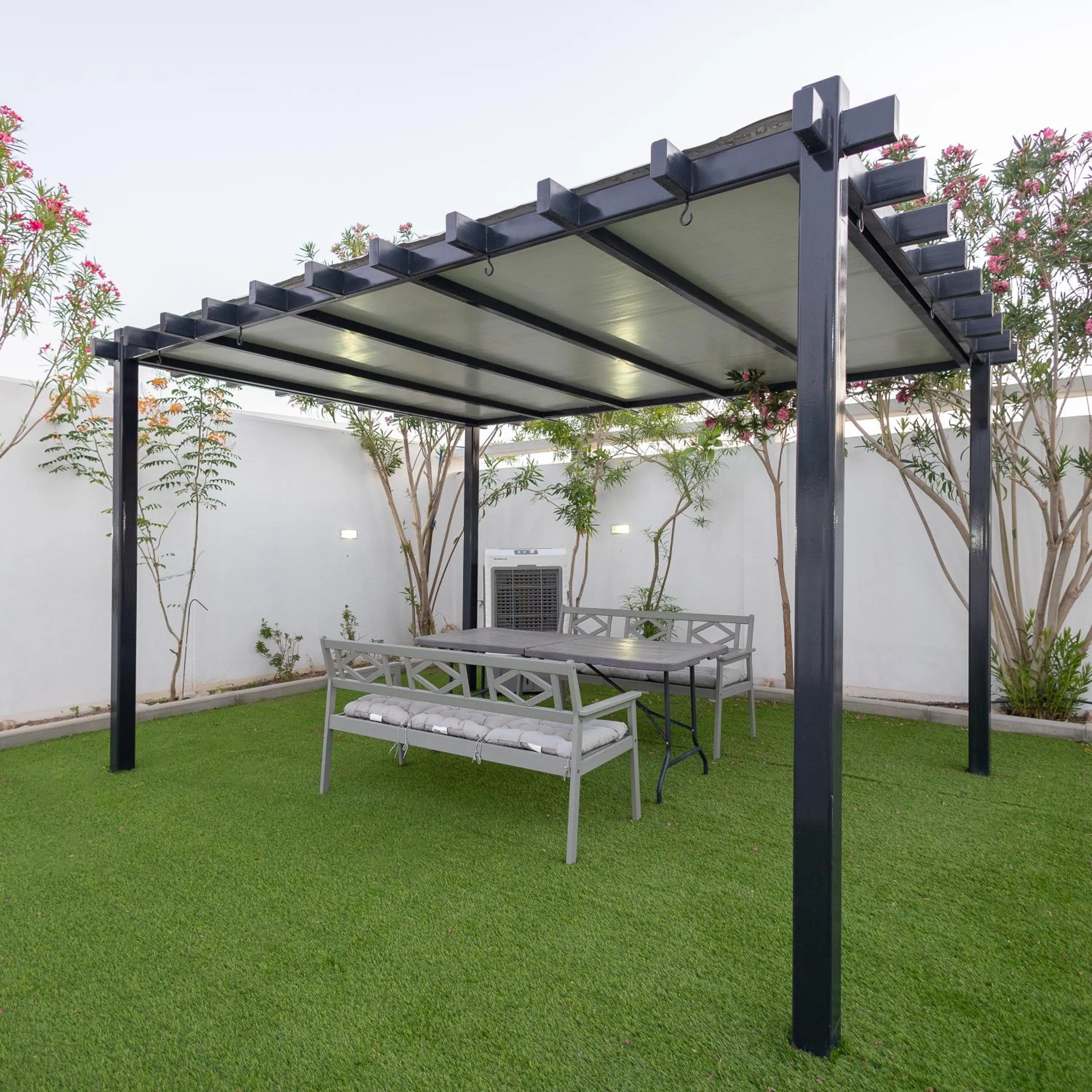 Garden in THE POOL VILLA - TANUF