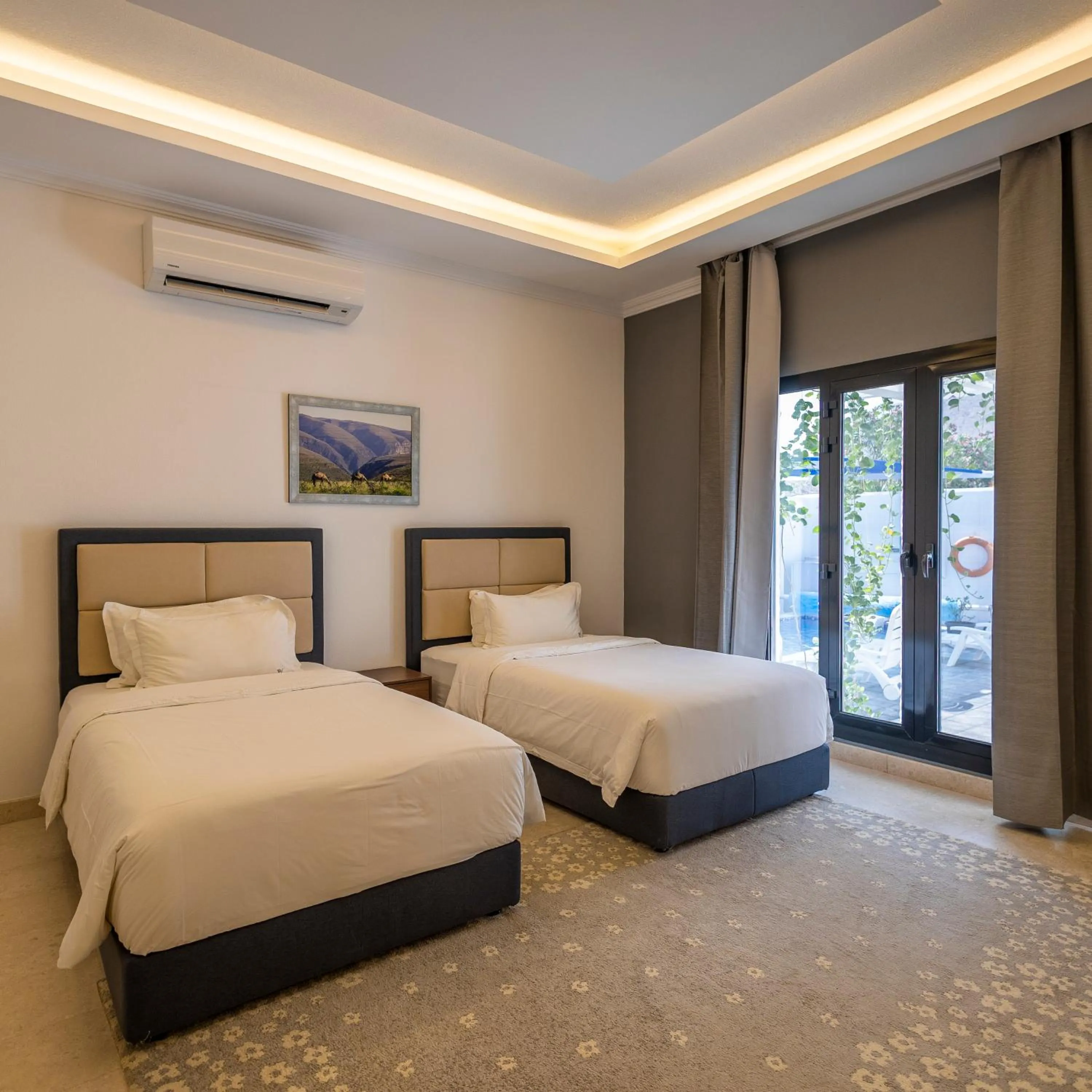 Photo of the whole room, Bed in THE POOL VILLA - TANUF