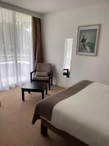 Bed in Logis des Sittelles