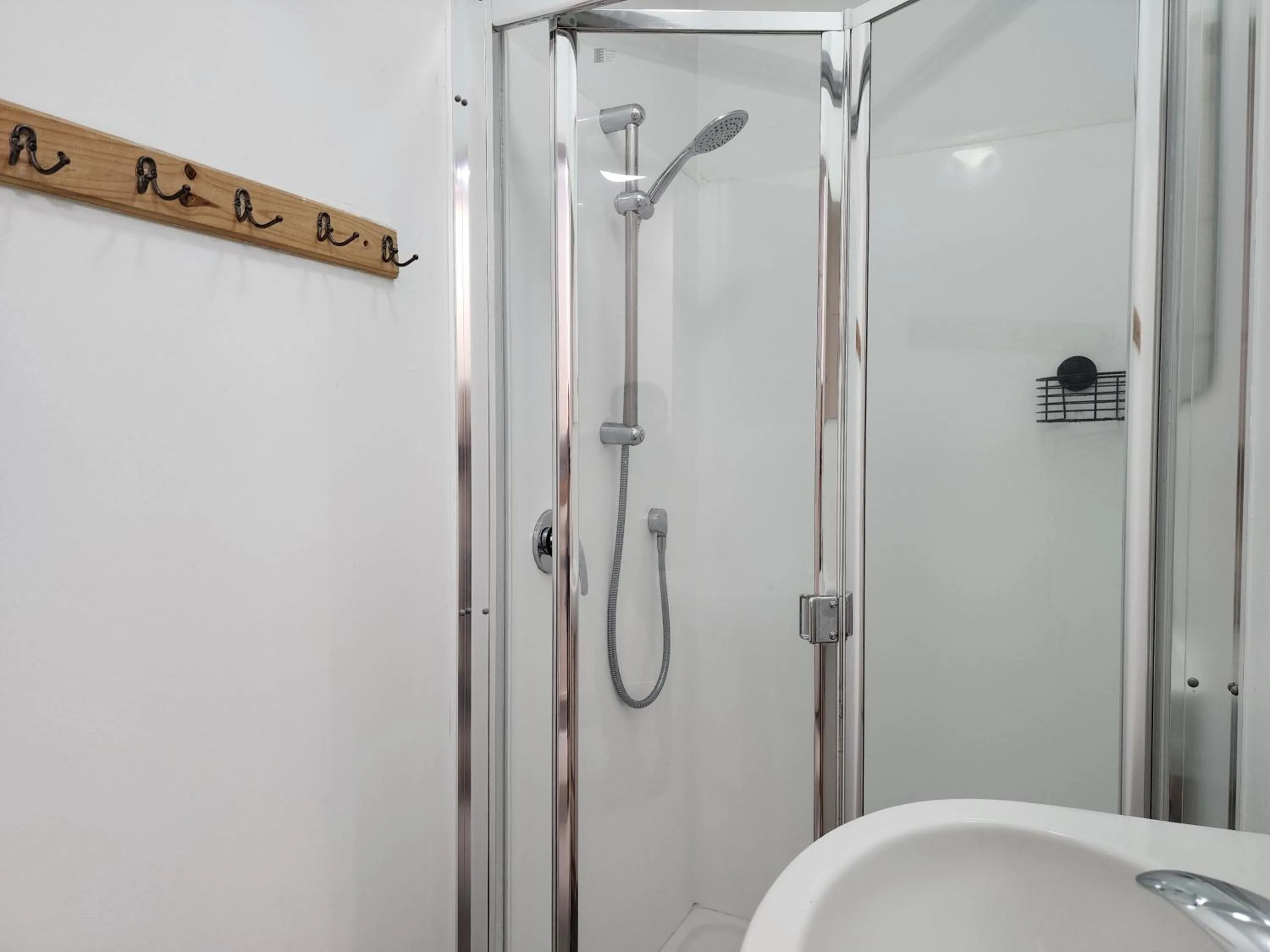 Bathroom in Newton Lodge Auckland