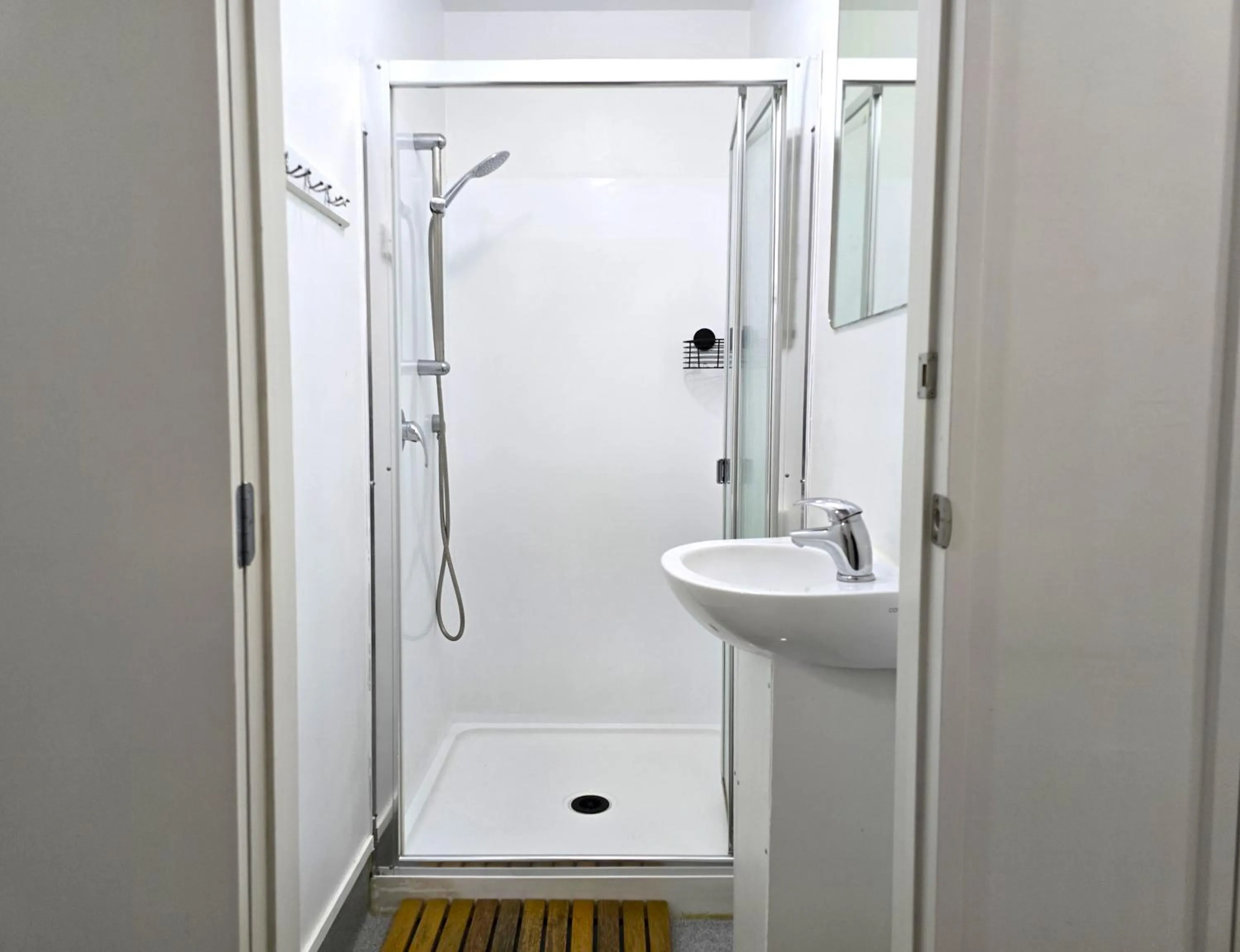 Bathroom in Newton Lodge Auckland