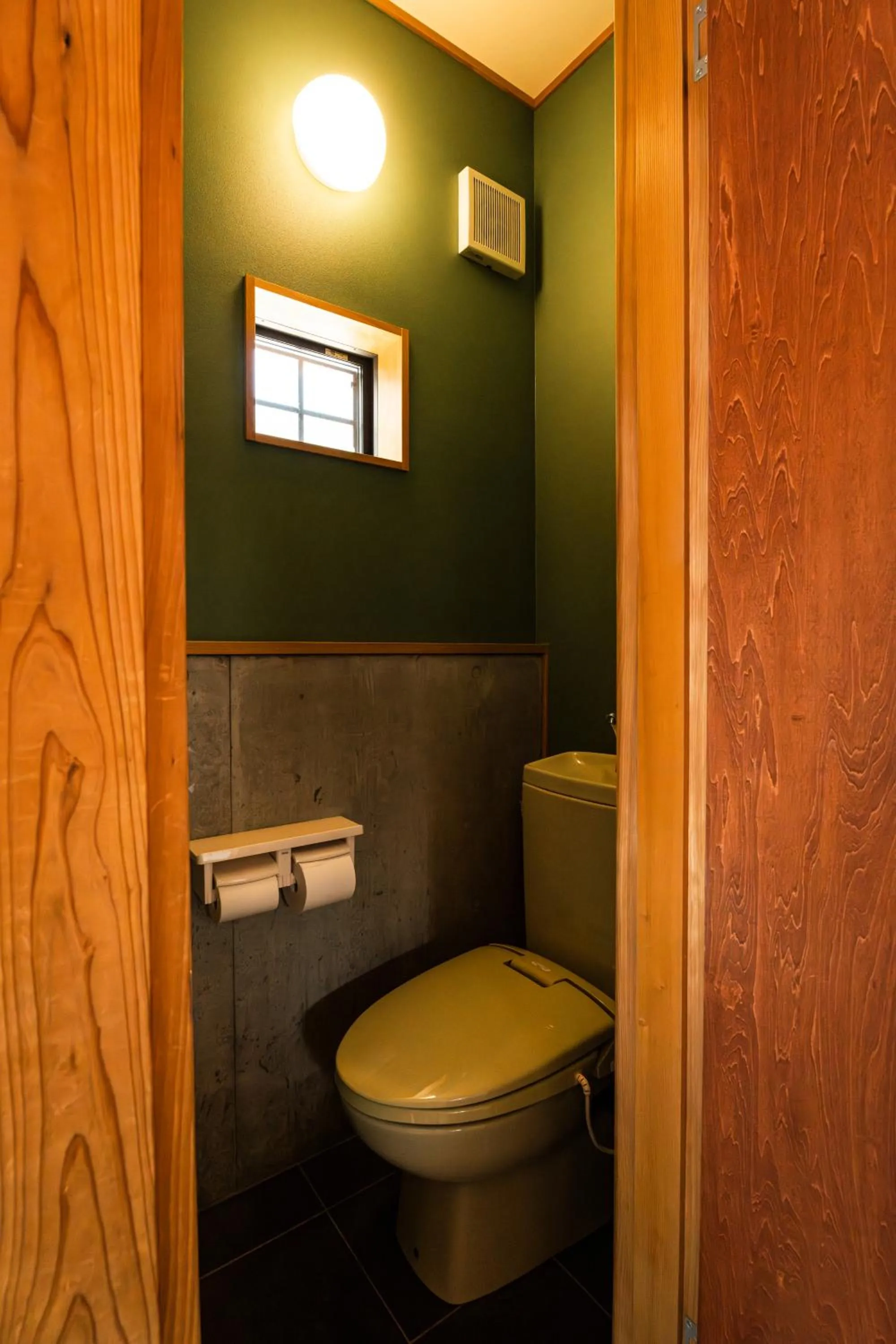 Toilet in Kuranoyado Matsuya