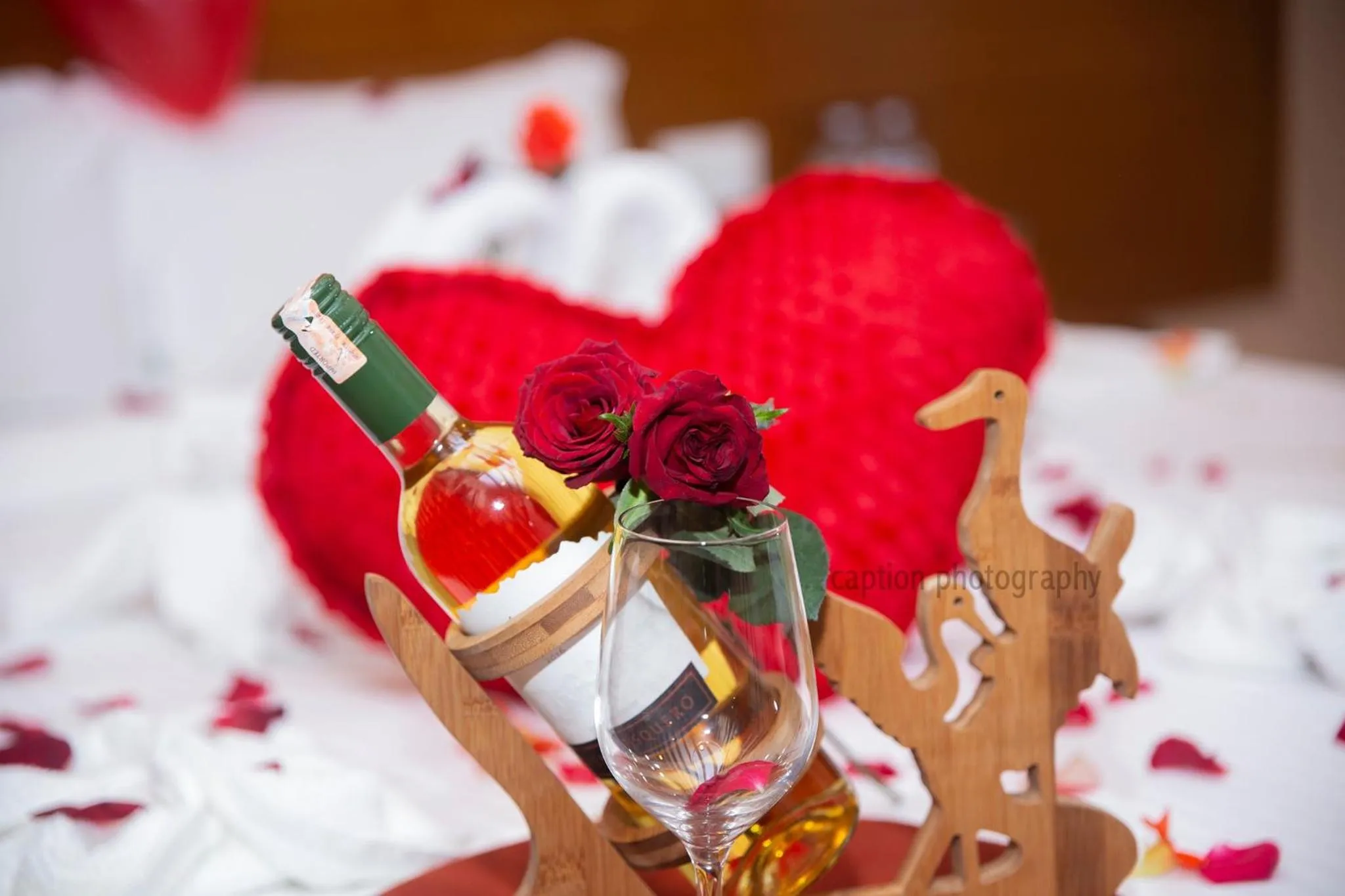 Food and drinks in Hotel Lake Star