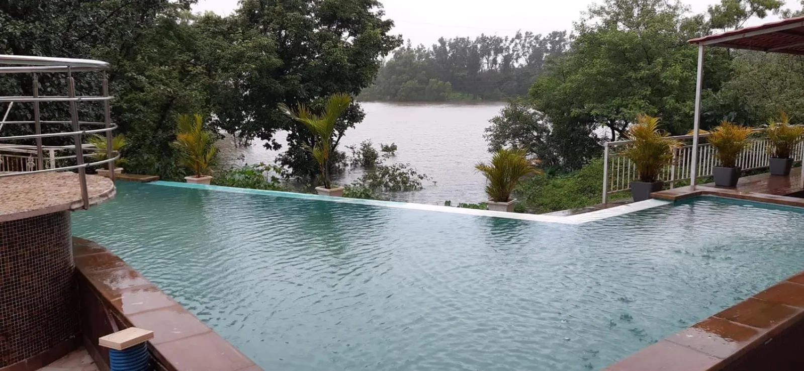Lake View Resort Lonavala