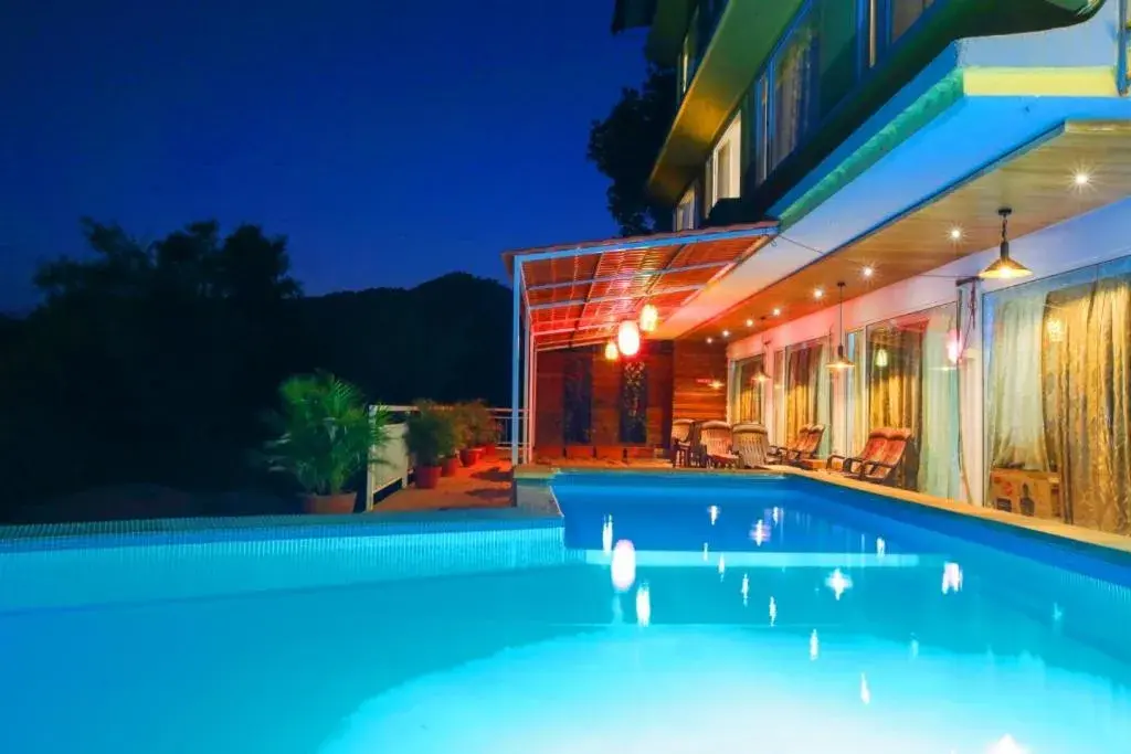 Pool view in Lake View Resort Lonavala Pool view in Lake View Resort Lonavala