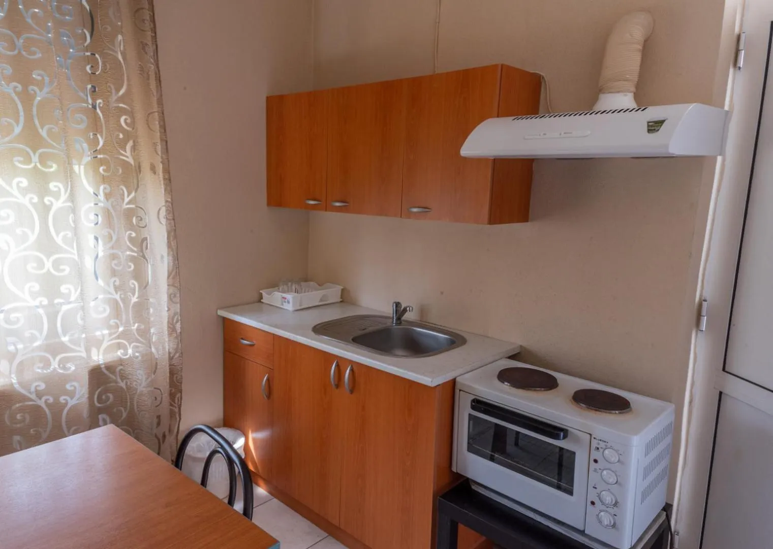 Kitchen or kitchenette in Estia