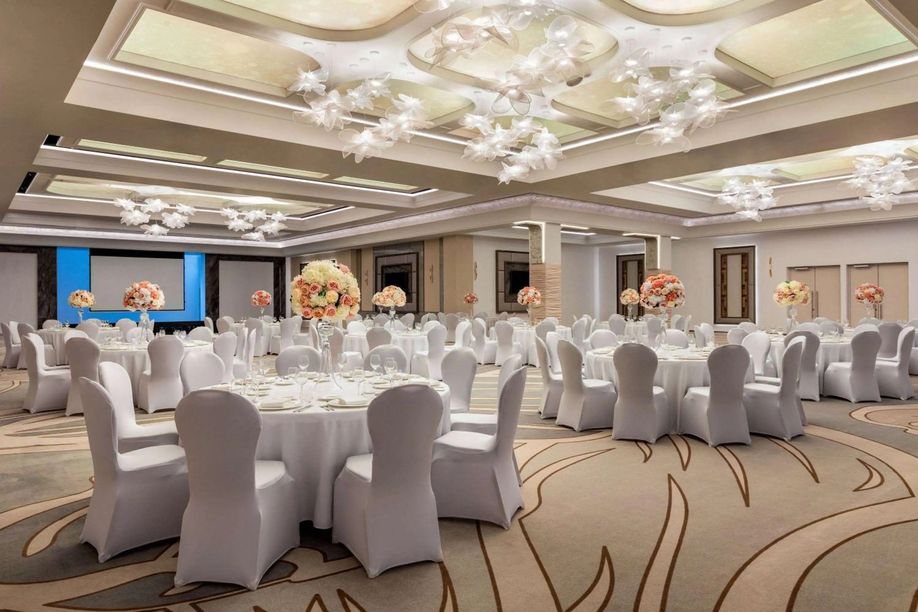 Meeting/conference room in Ramada by Wyndham Ramnicu Valcea