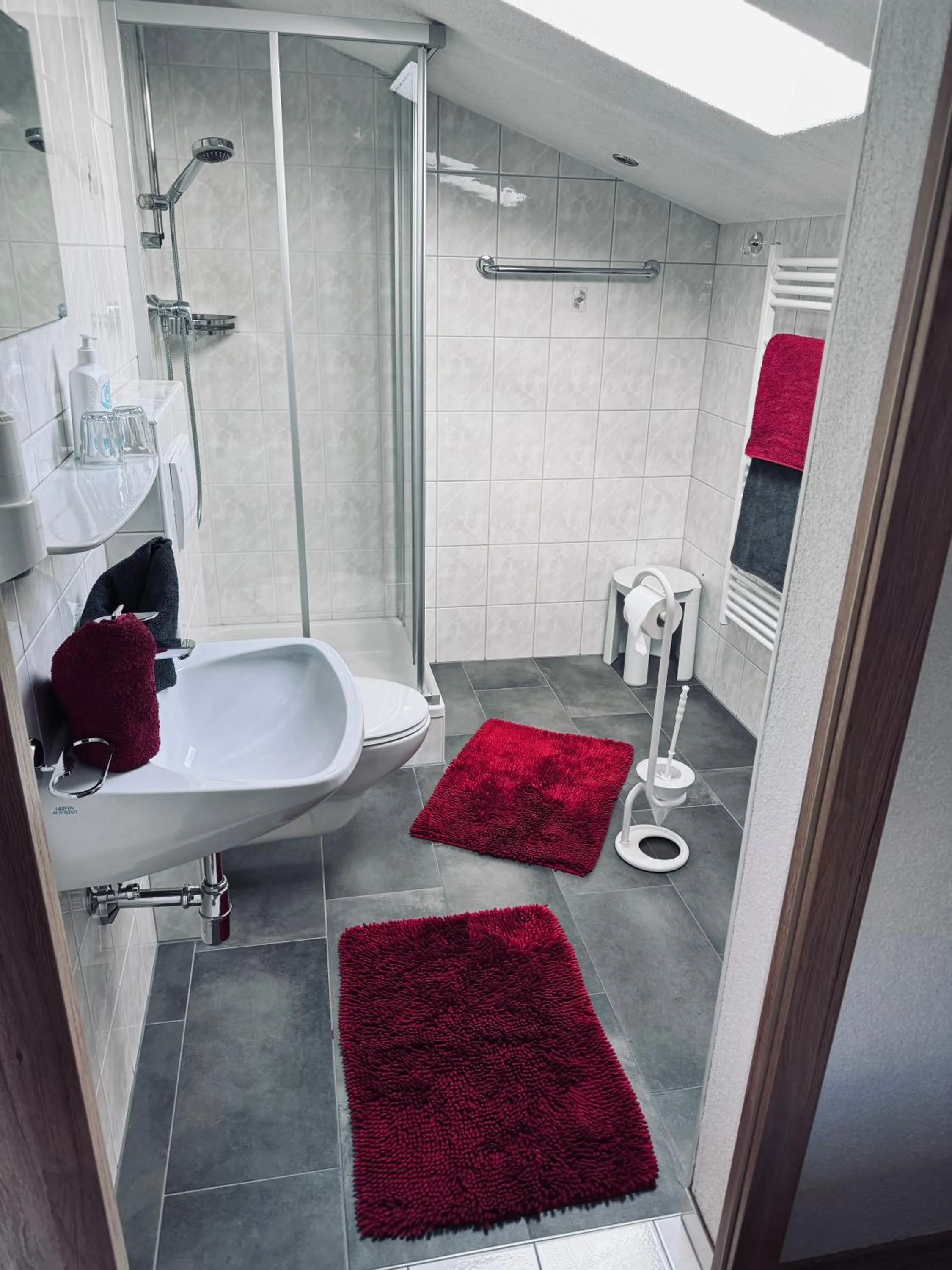 Shower in Haus Felsneck