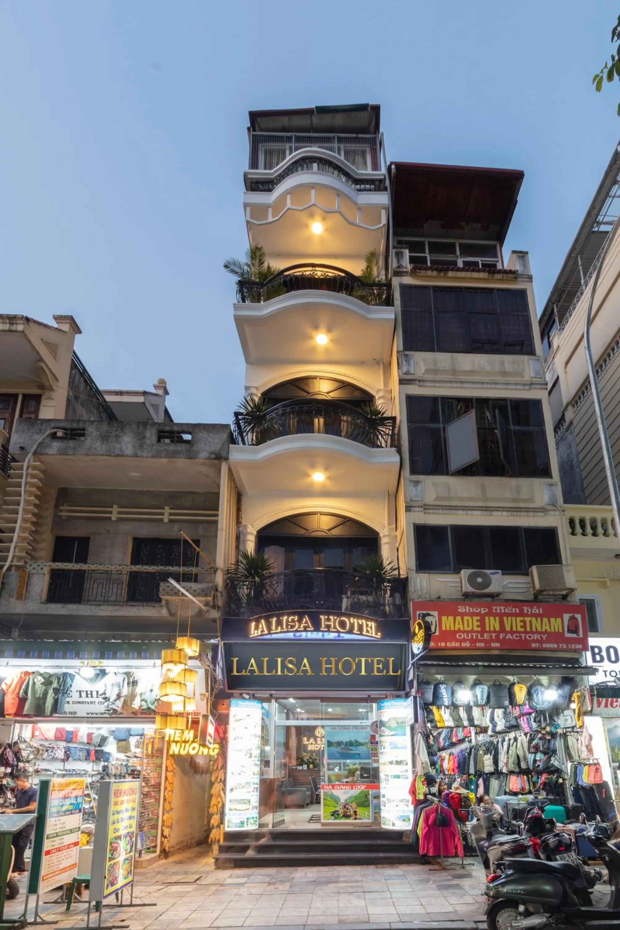 Property building in La Lisa Hotel