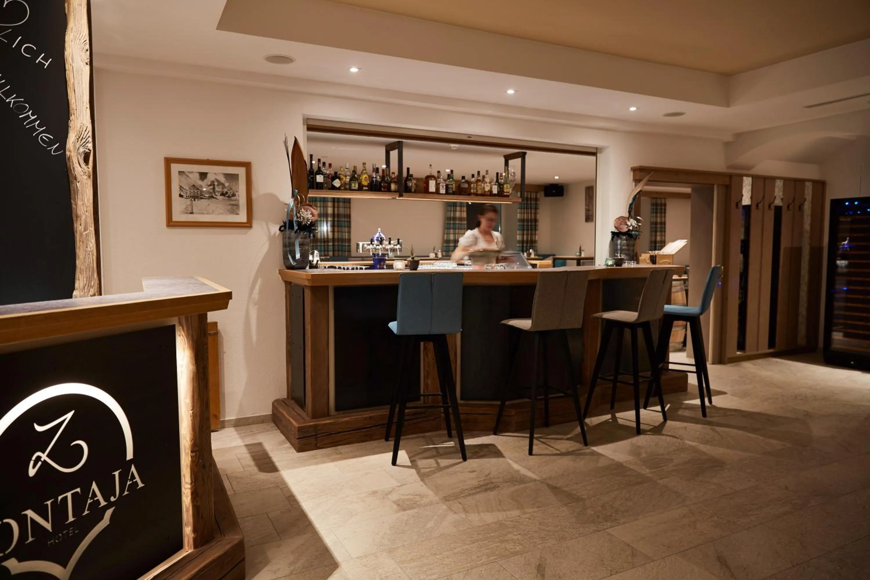 Lounge or bar in Hotel Zontaja Superior