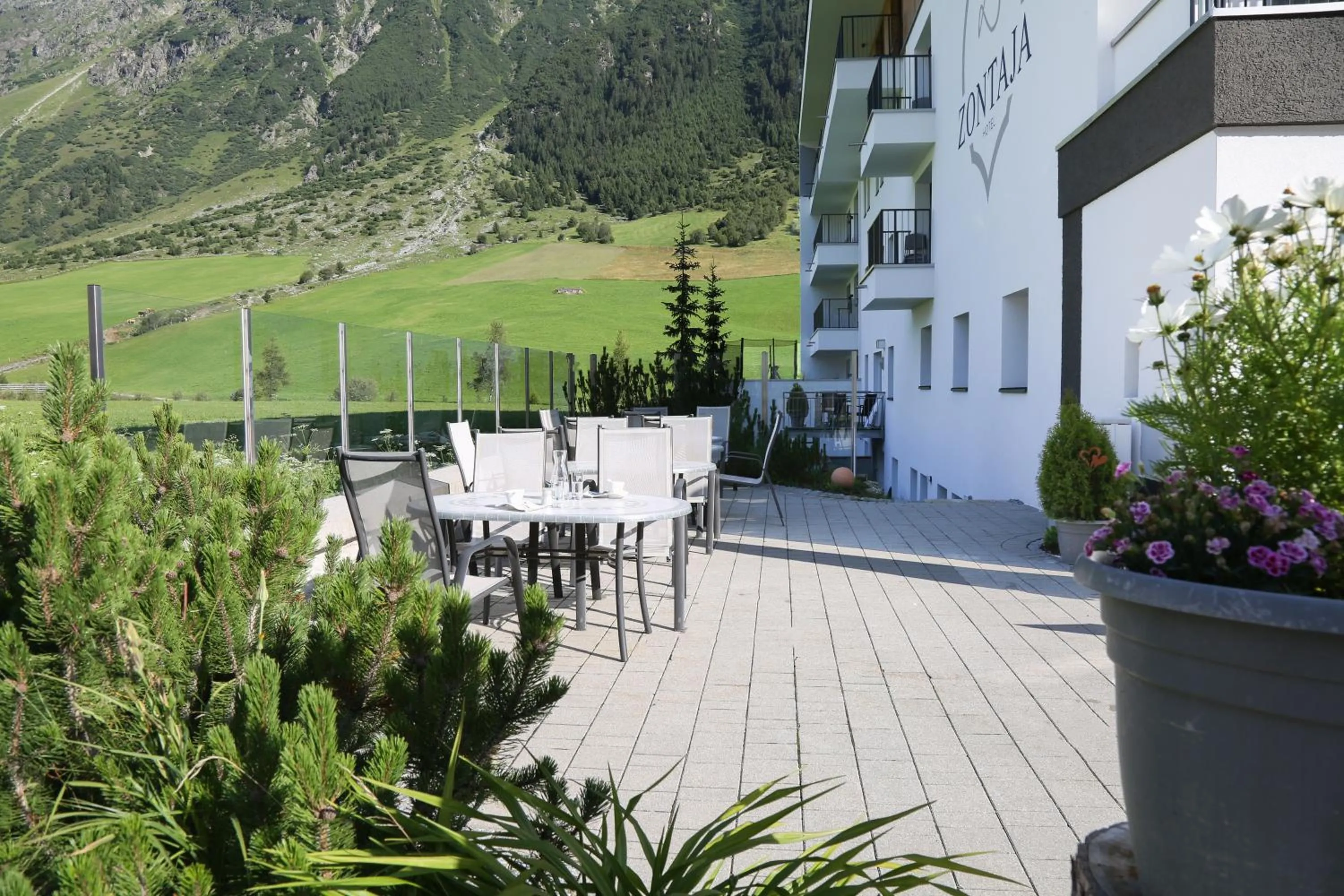 Garden in Hotel Zontaja Superior