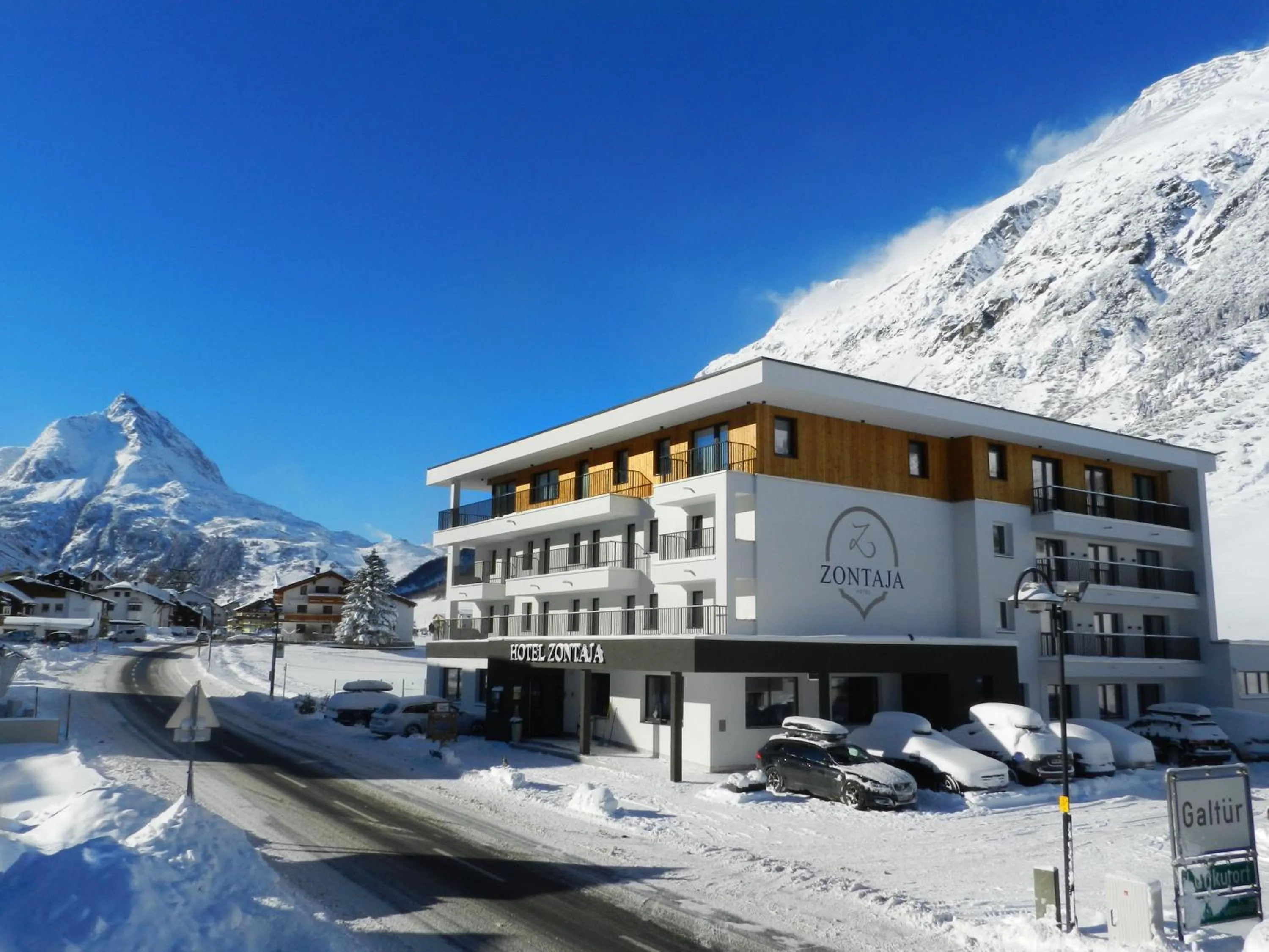 Winter in Hotel Zontaja Superior