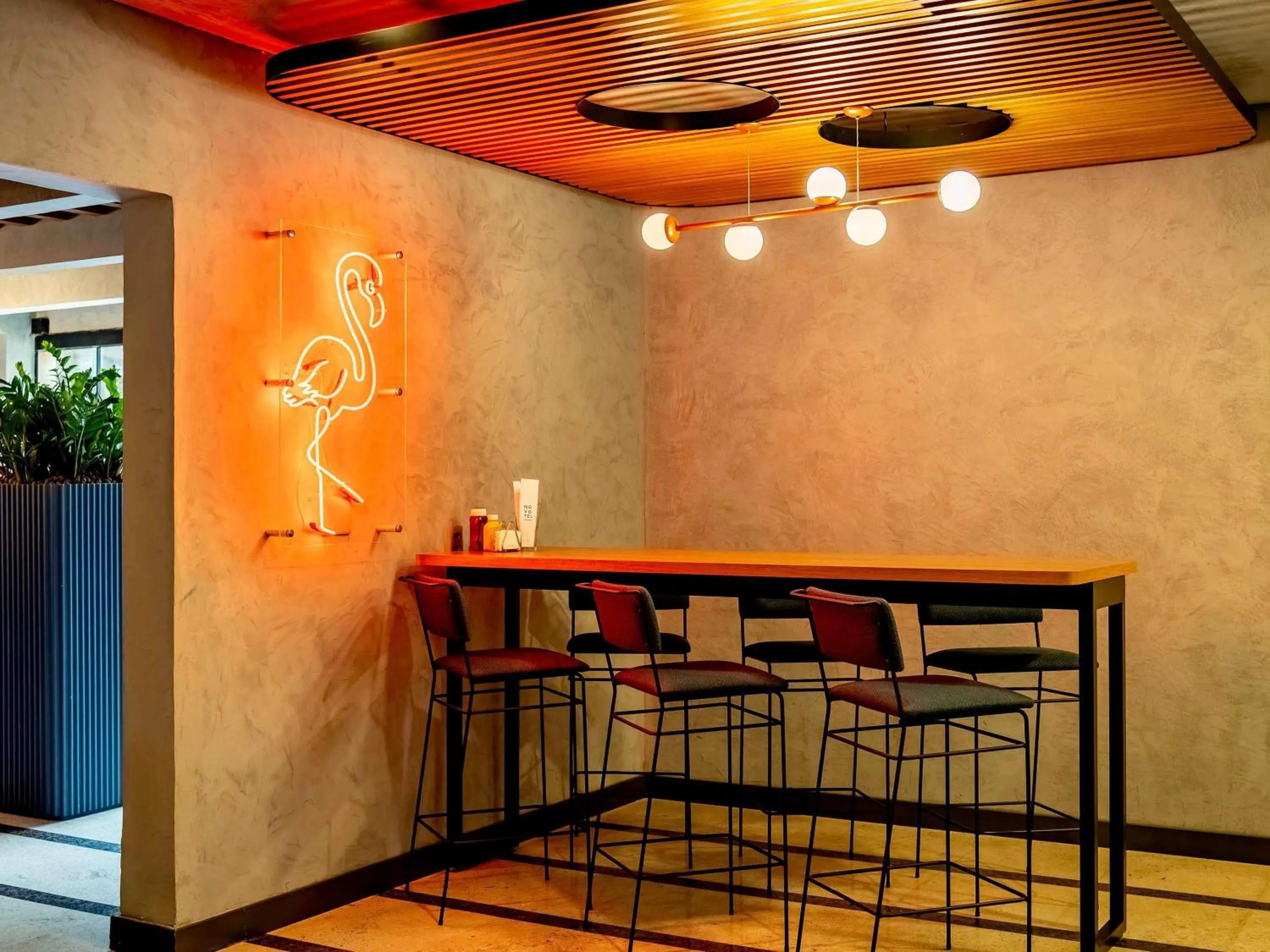 Lounge or bar in Novotel SP Jardins