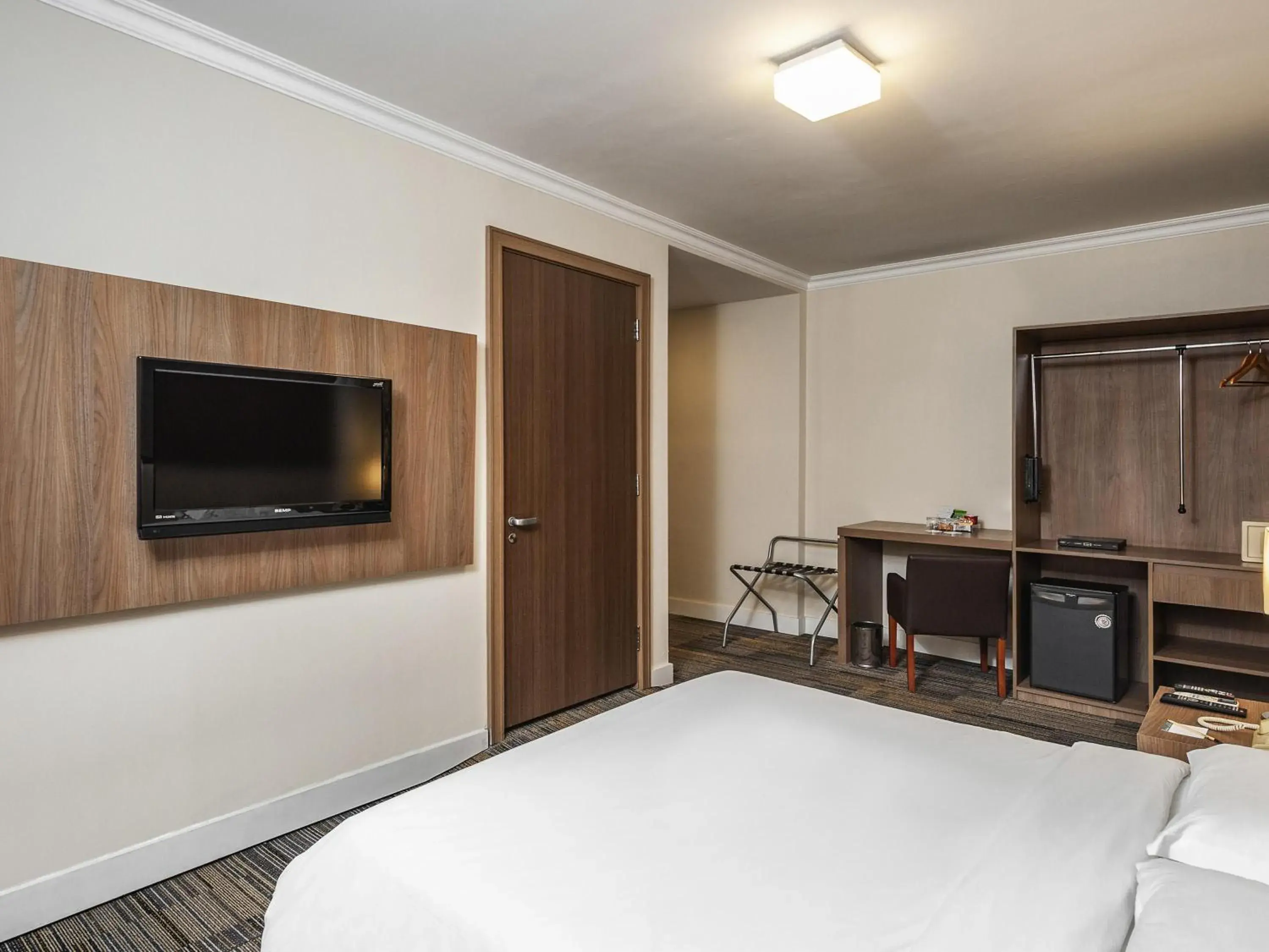 Superior Double Room - Disability Access in Novotel SP Jardins Superior Double Room - Disability Access in Novotel SP Jardins