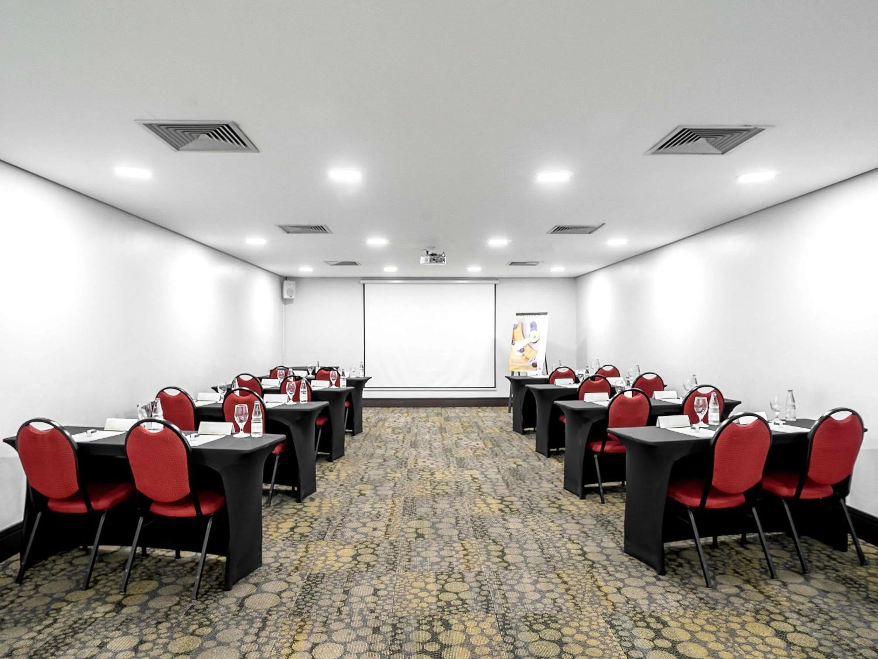 Meeting/conference room in Novotel SP Jardins