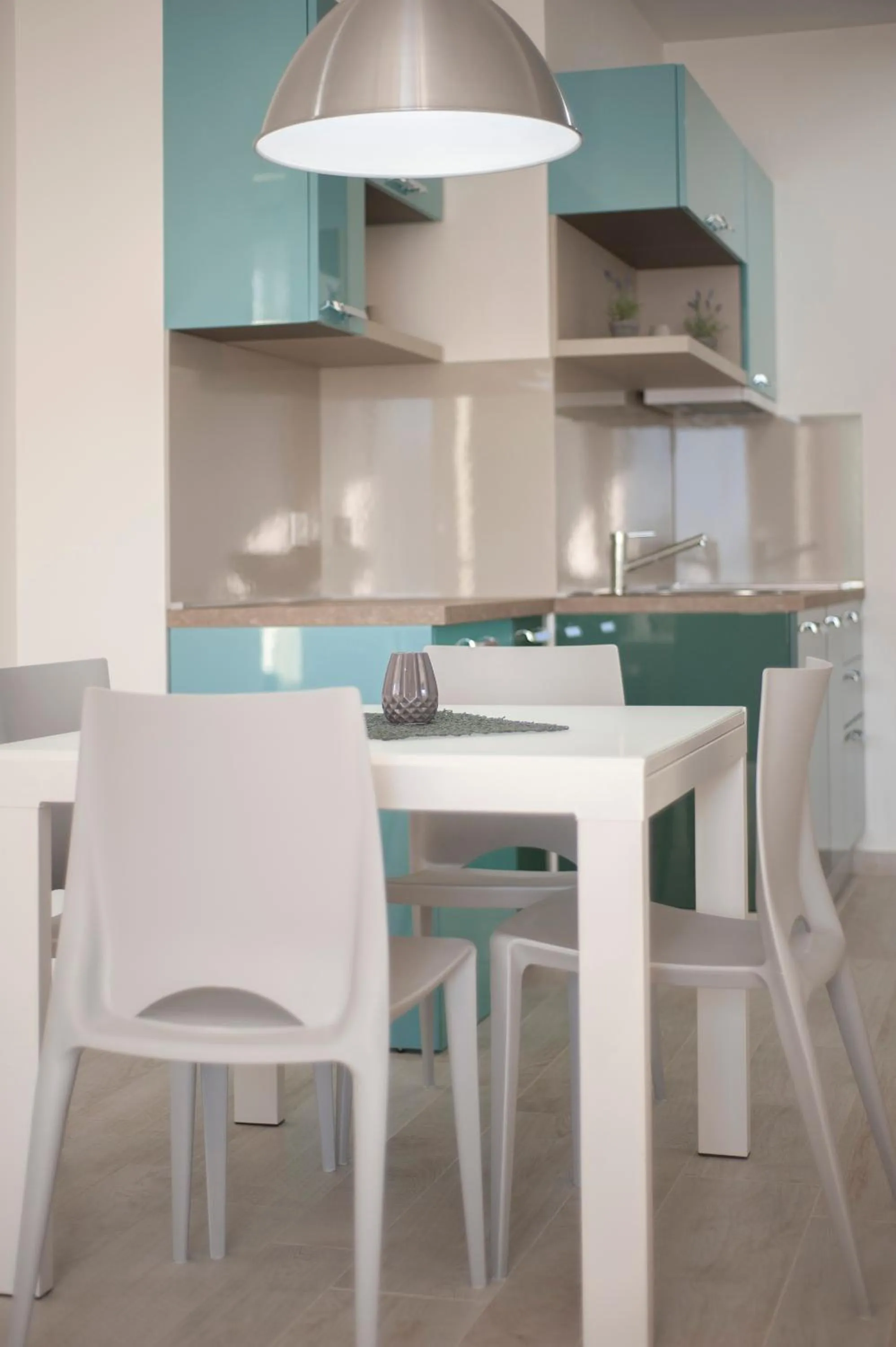 Kitchen or kitchenette in Royal Gardens Paradise