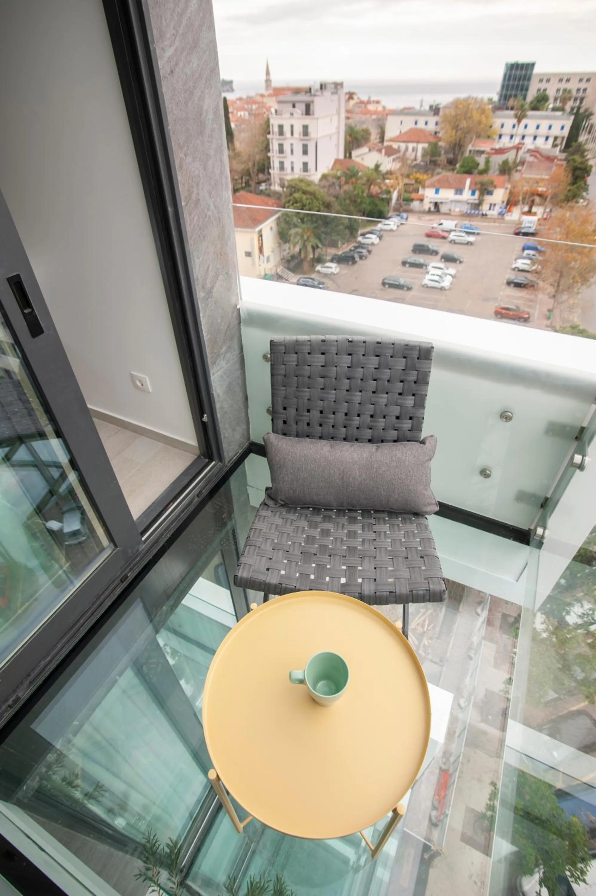 Balcony/Terrace in Royal Gardens Paradise