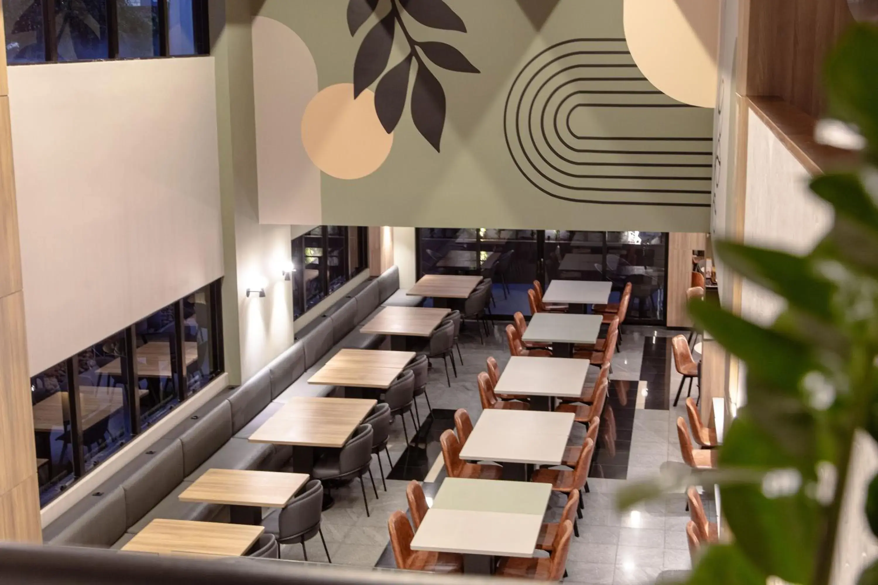 Restaurant/places to eat in Slim Hotel Curitiba Alto da XV Restaurant/places to eat in Slim Hotel Curitiba Alto da XV