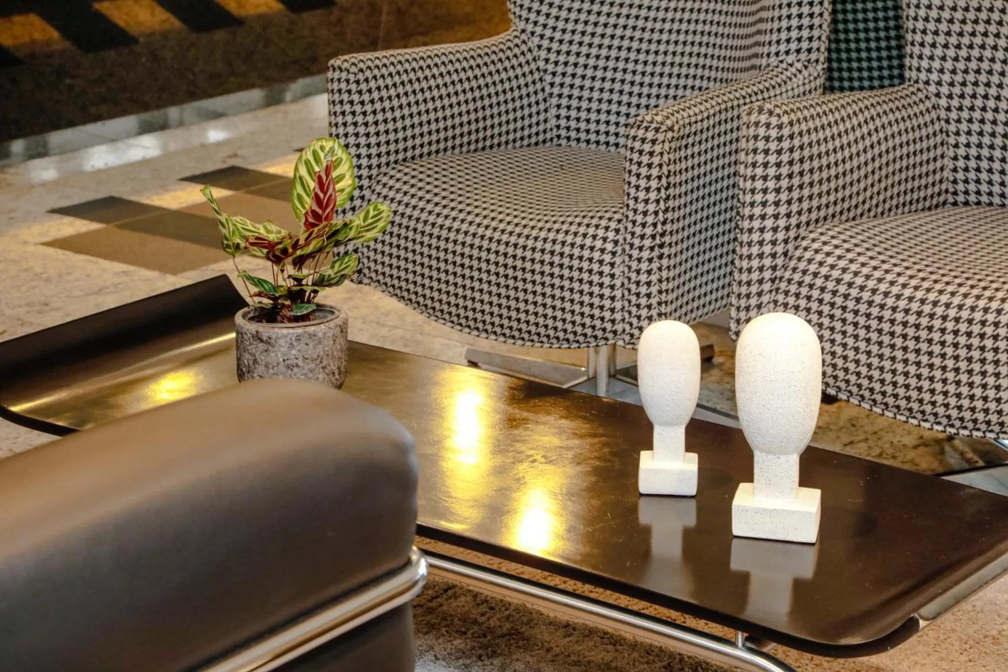 Decorative detail in Slaviero Curitiba Batel