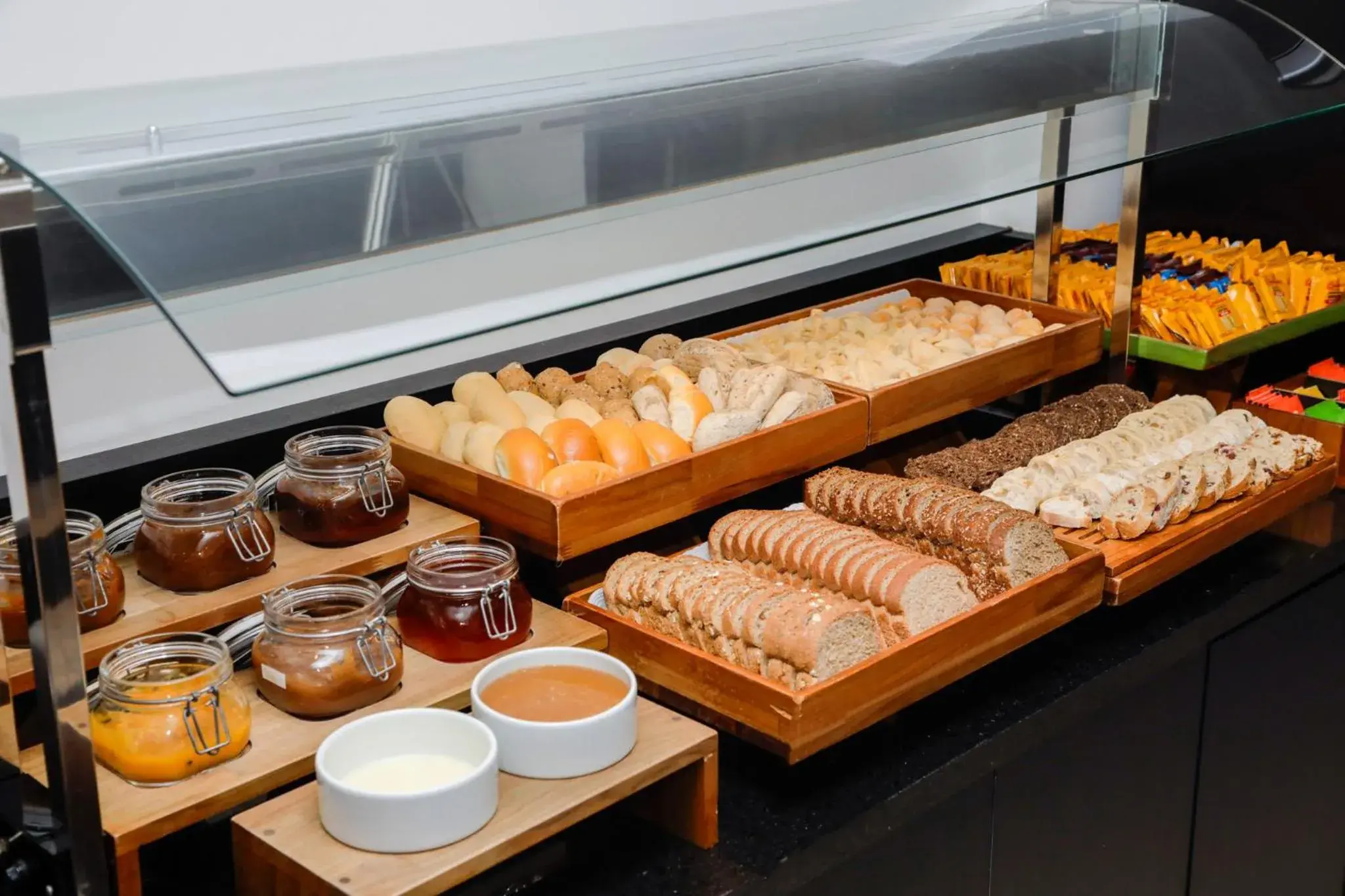 Breakfast in Slaviero Curitiba Batel Breakfast in Slaviero Curitiba Batel