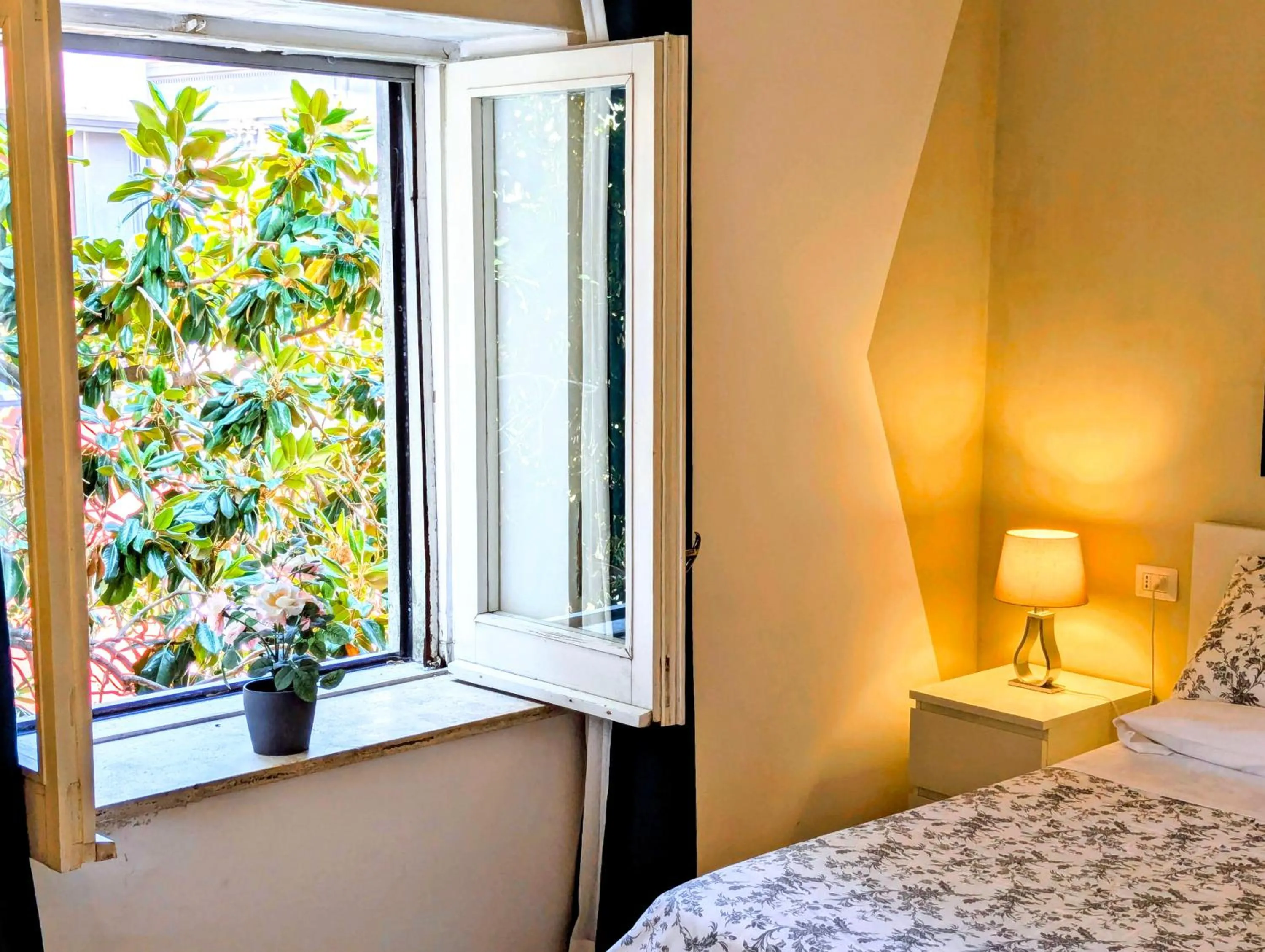 Bed in La Locanda Dell'Arte-Museo