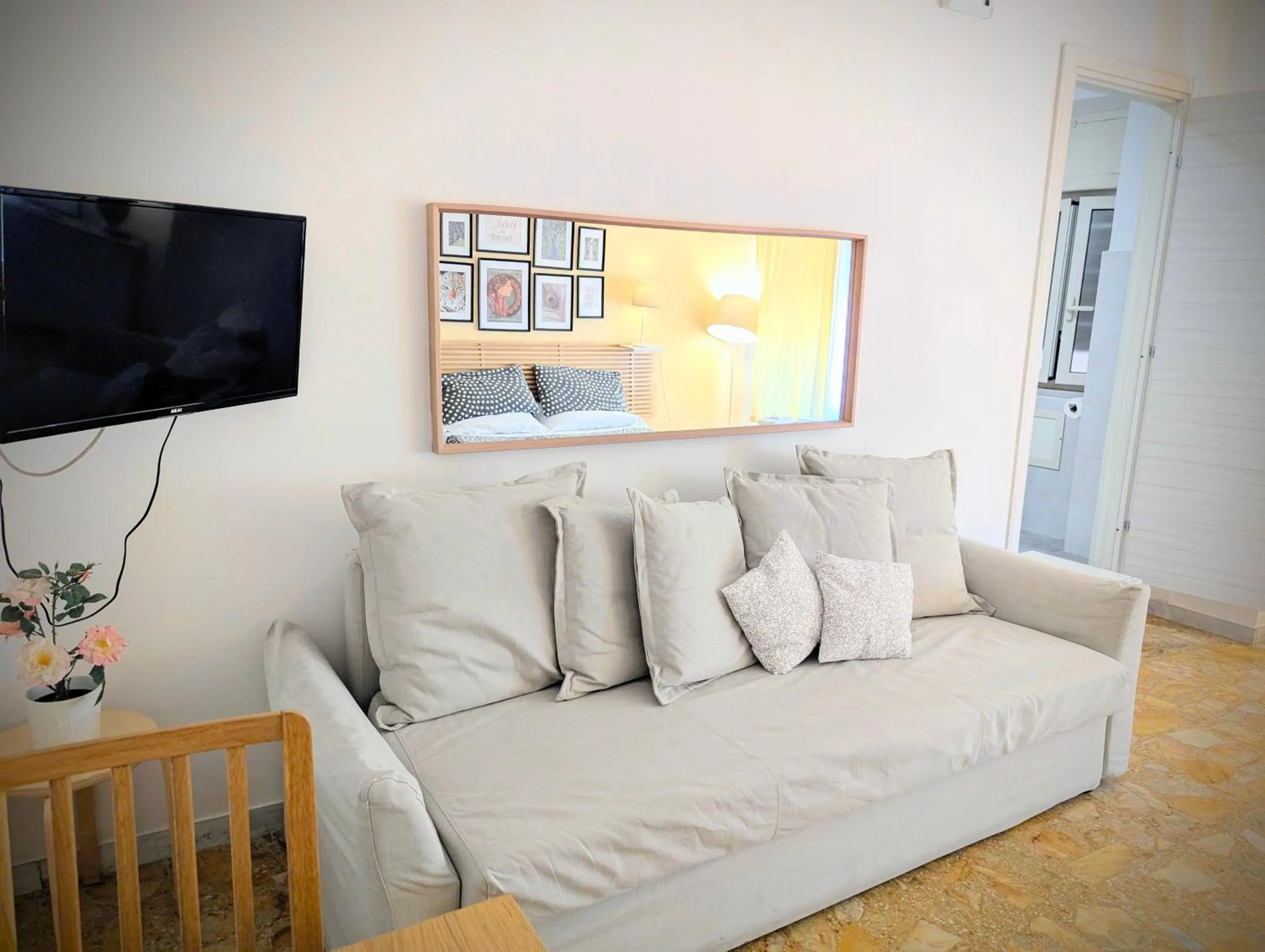 TV and multimedia in La Locanda Dell'Arte-Museo