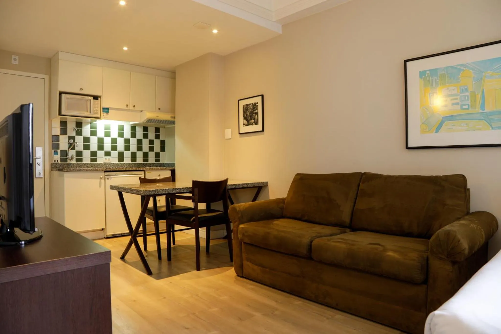 Area and facilities in Slaviero Curitiba Shopping