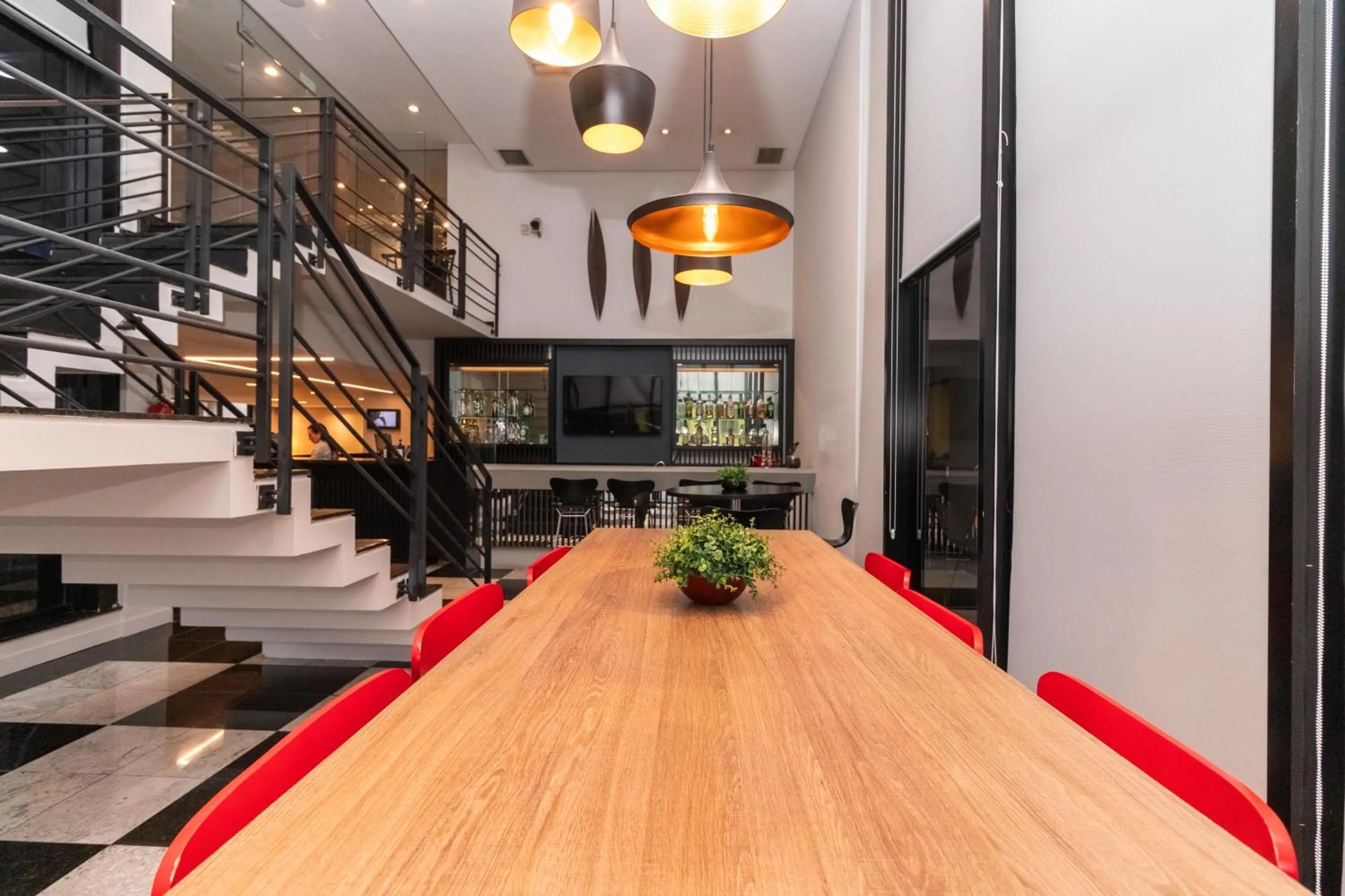 Lounge or bar in Slaviero Curitiba Shopping