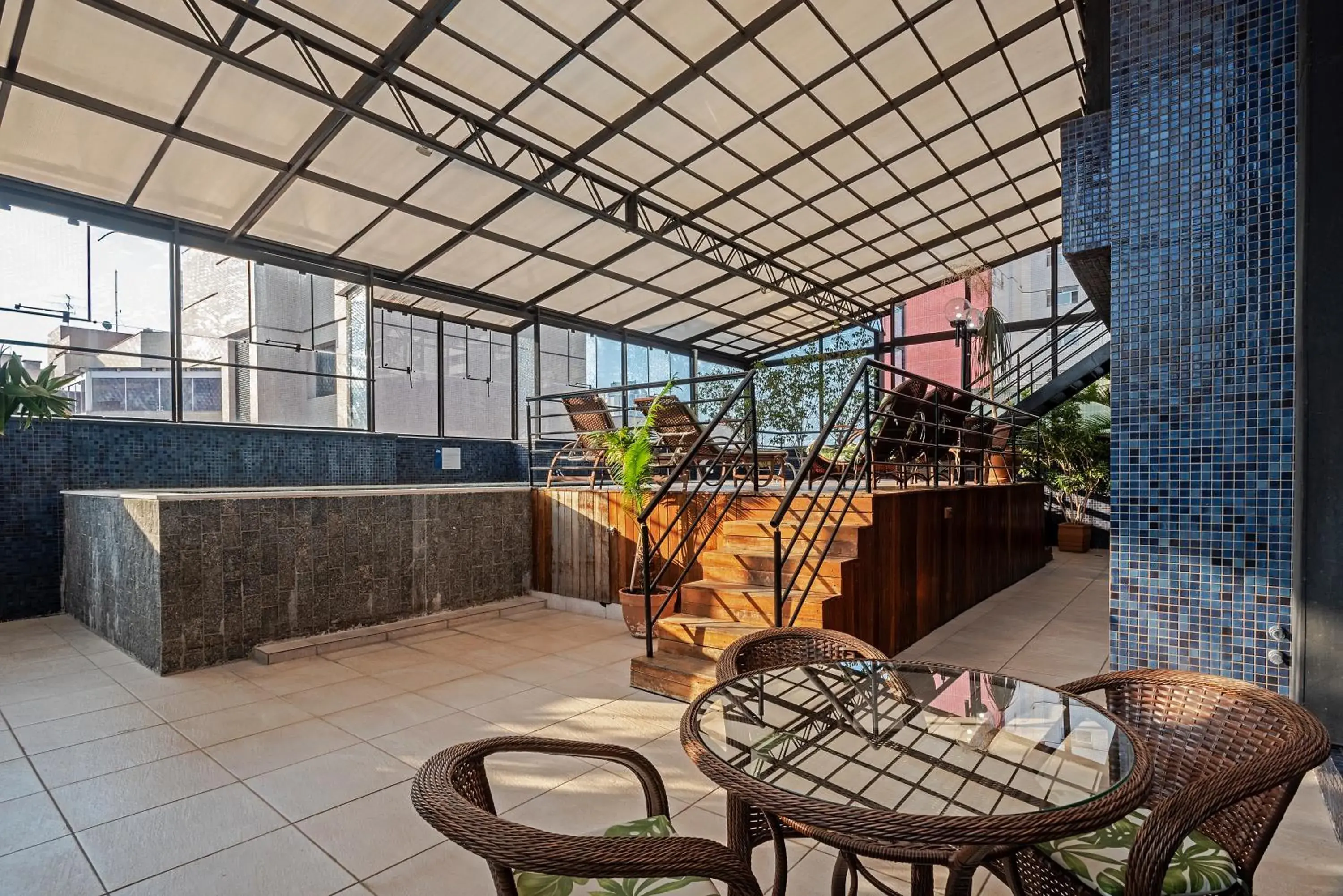 Swimming pool in Slaviero Curitiba Shopping Swimming pool in Slaviero Curitiba Shopping