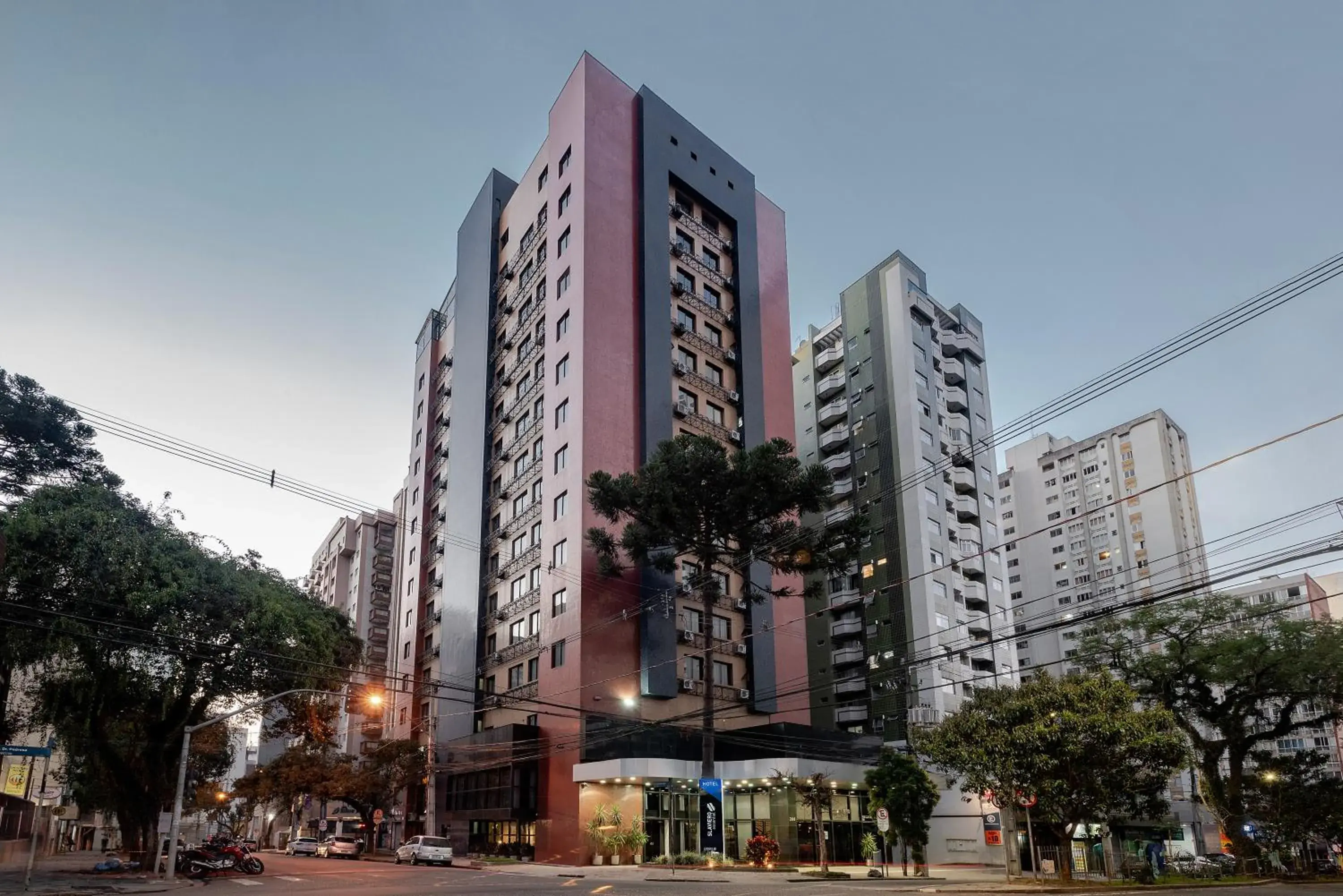 Property building in Slaviero Curitiba Shopping Property building in Slaviero Curitiba Shopping