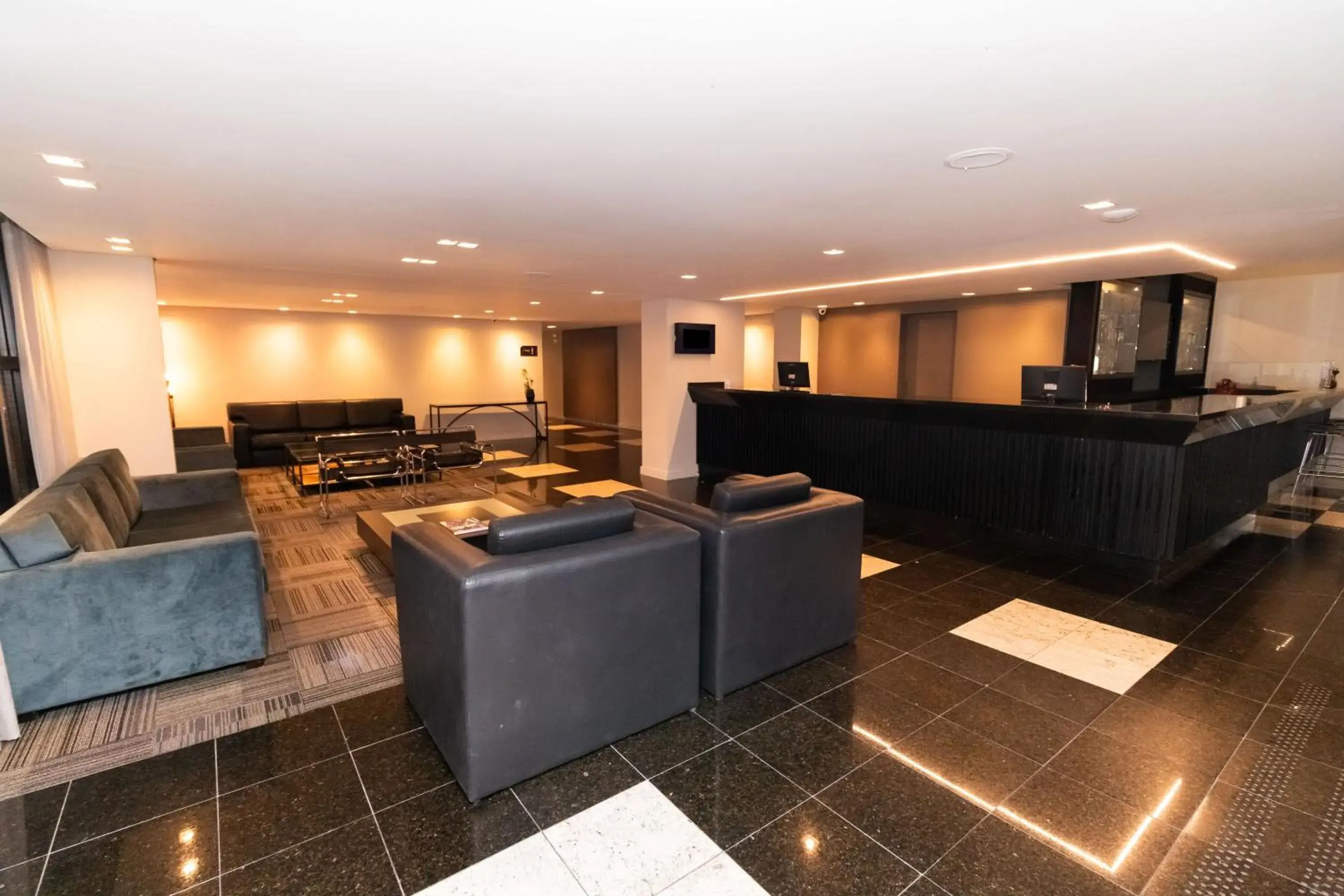 Lobby or reception in Slaviero Curitiba Shopping Lobby or reception in Slaviero Curitiba Shopping