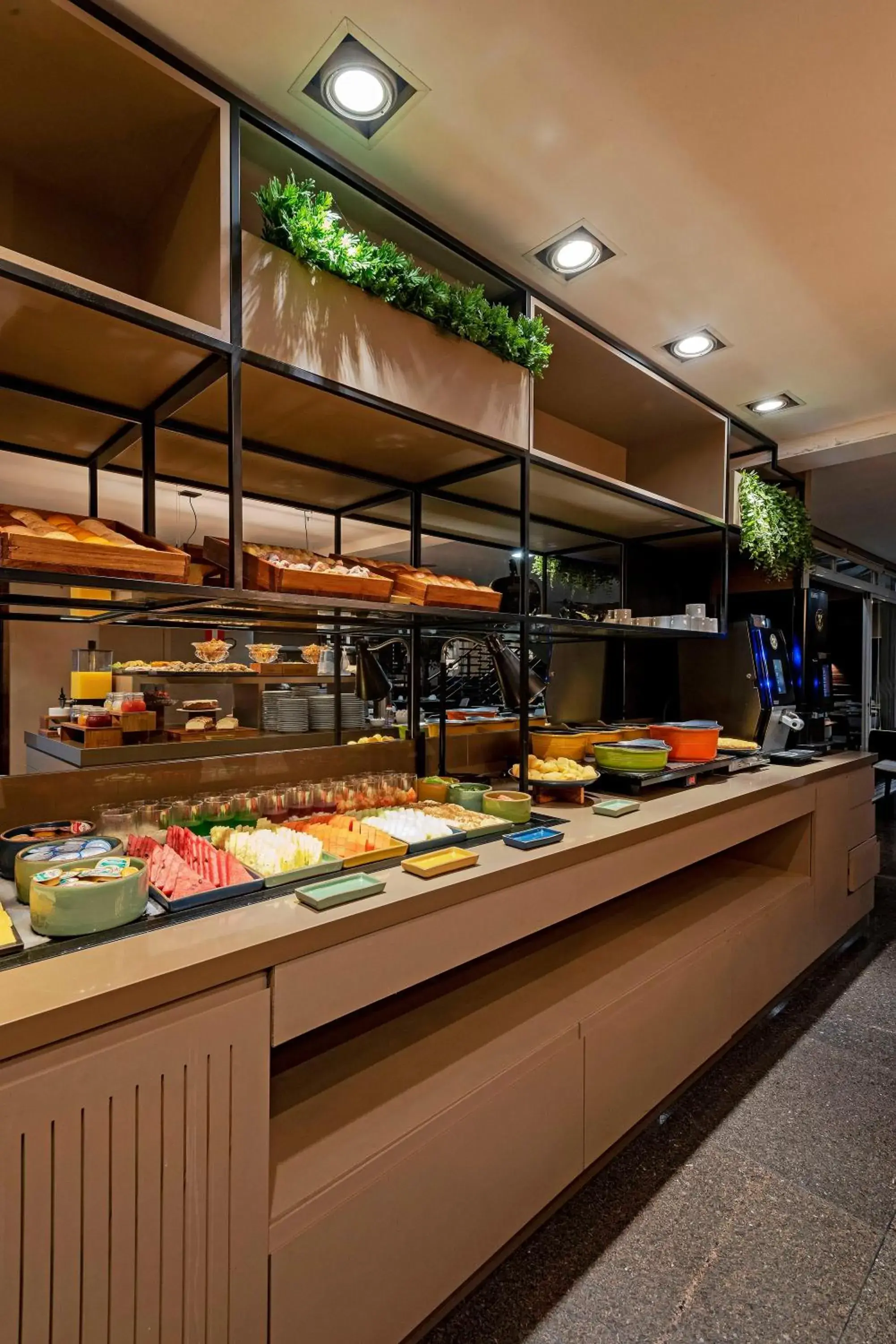 Food and drinks in Full Jazz by Slaviero Hotéis Food and drinks in Full Jazz by Slaviero Hotéis